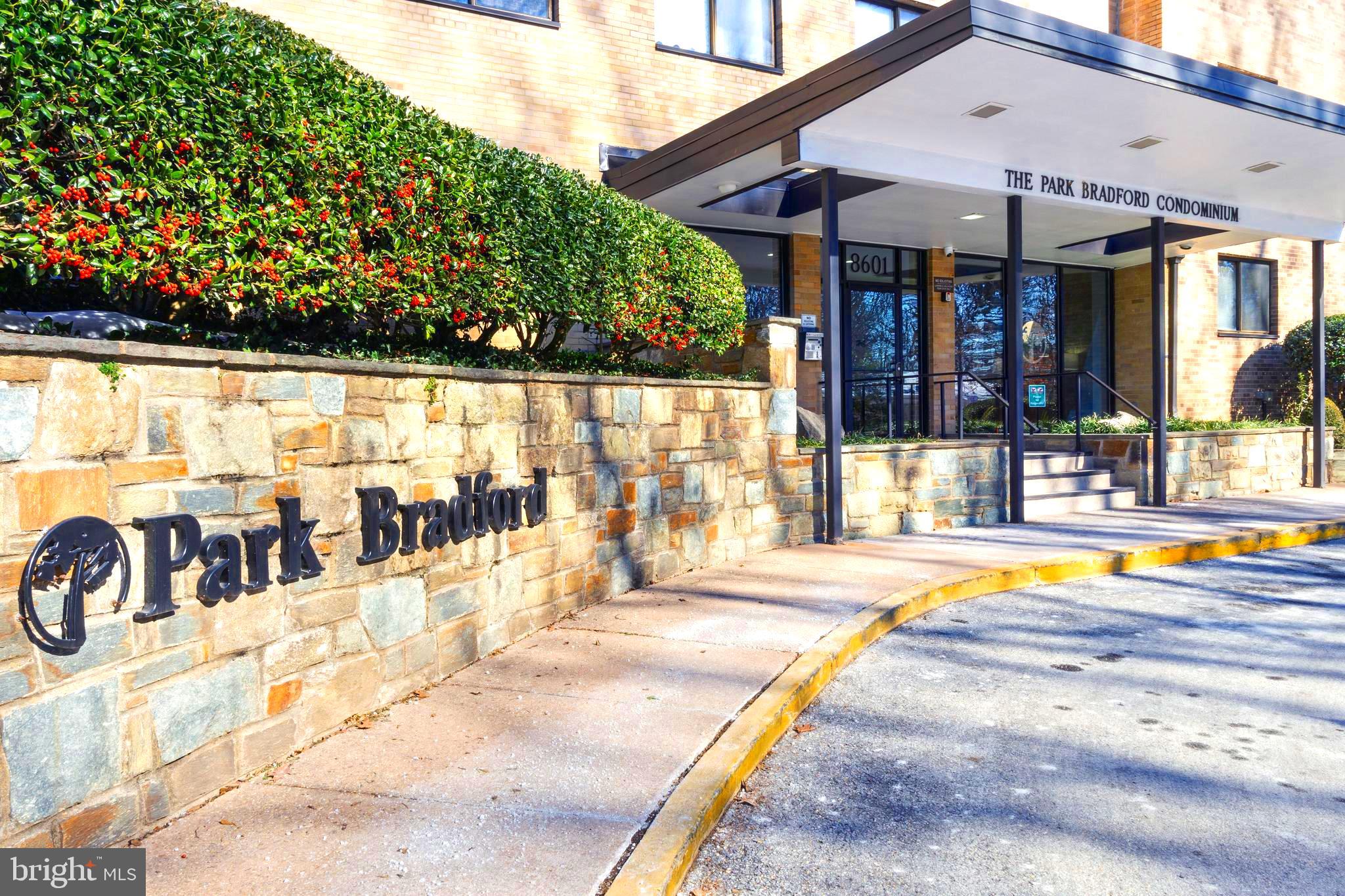 PARK BRADFORD - Residential