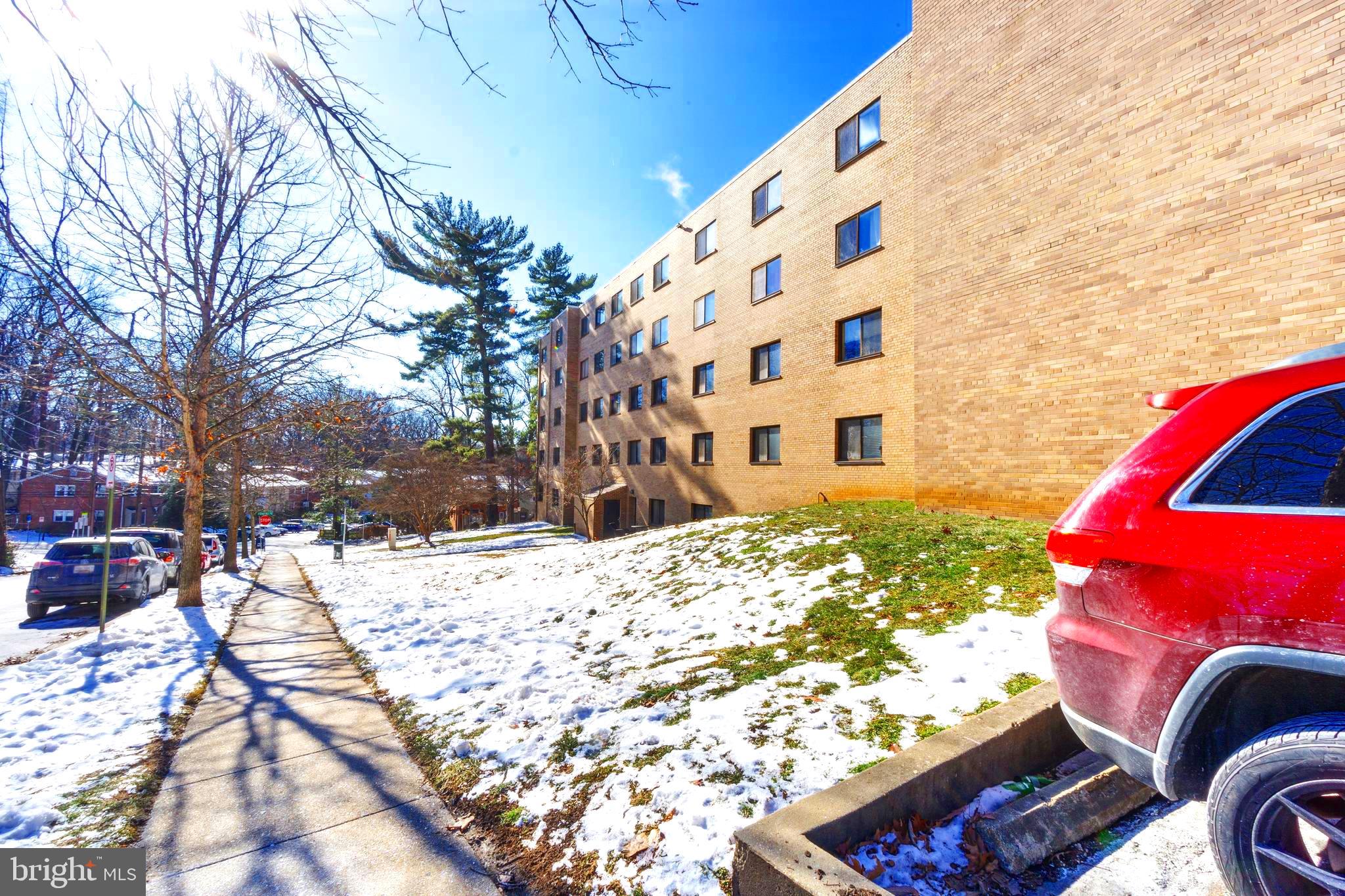 PARK BRADFORD - Residential