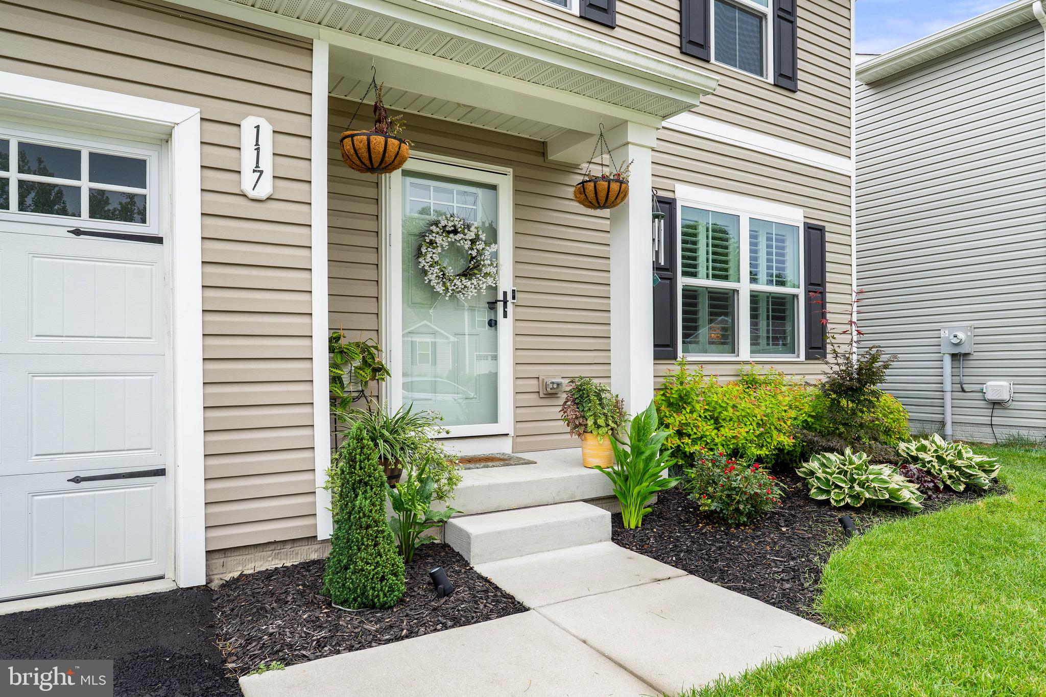 117 GOLDSPIRE DRIVE