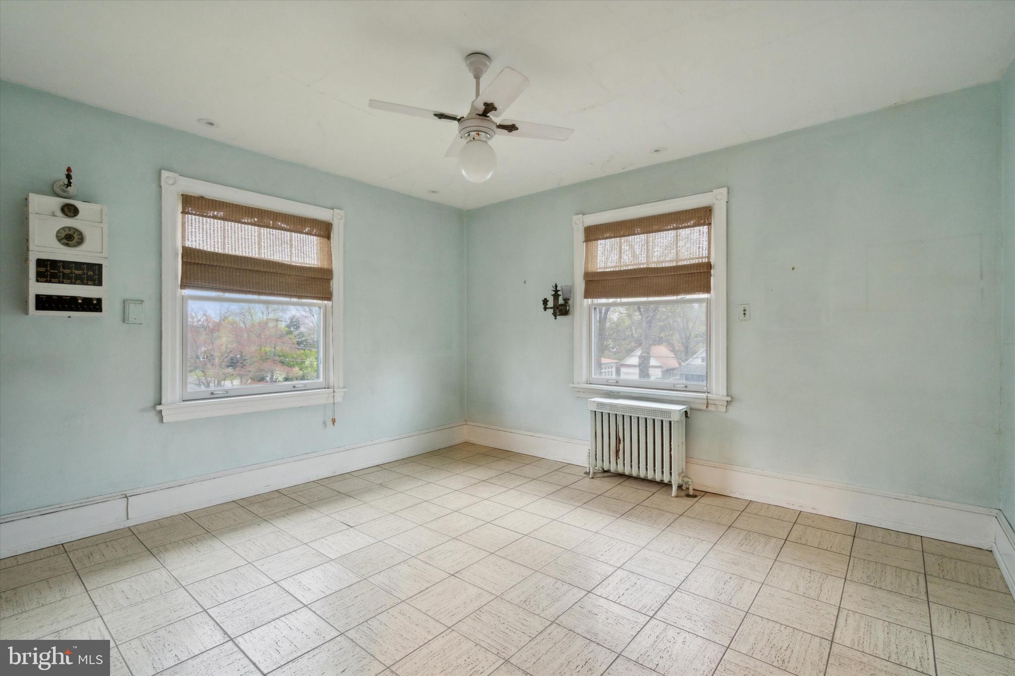 ELKINS PARK - Residential