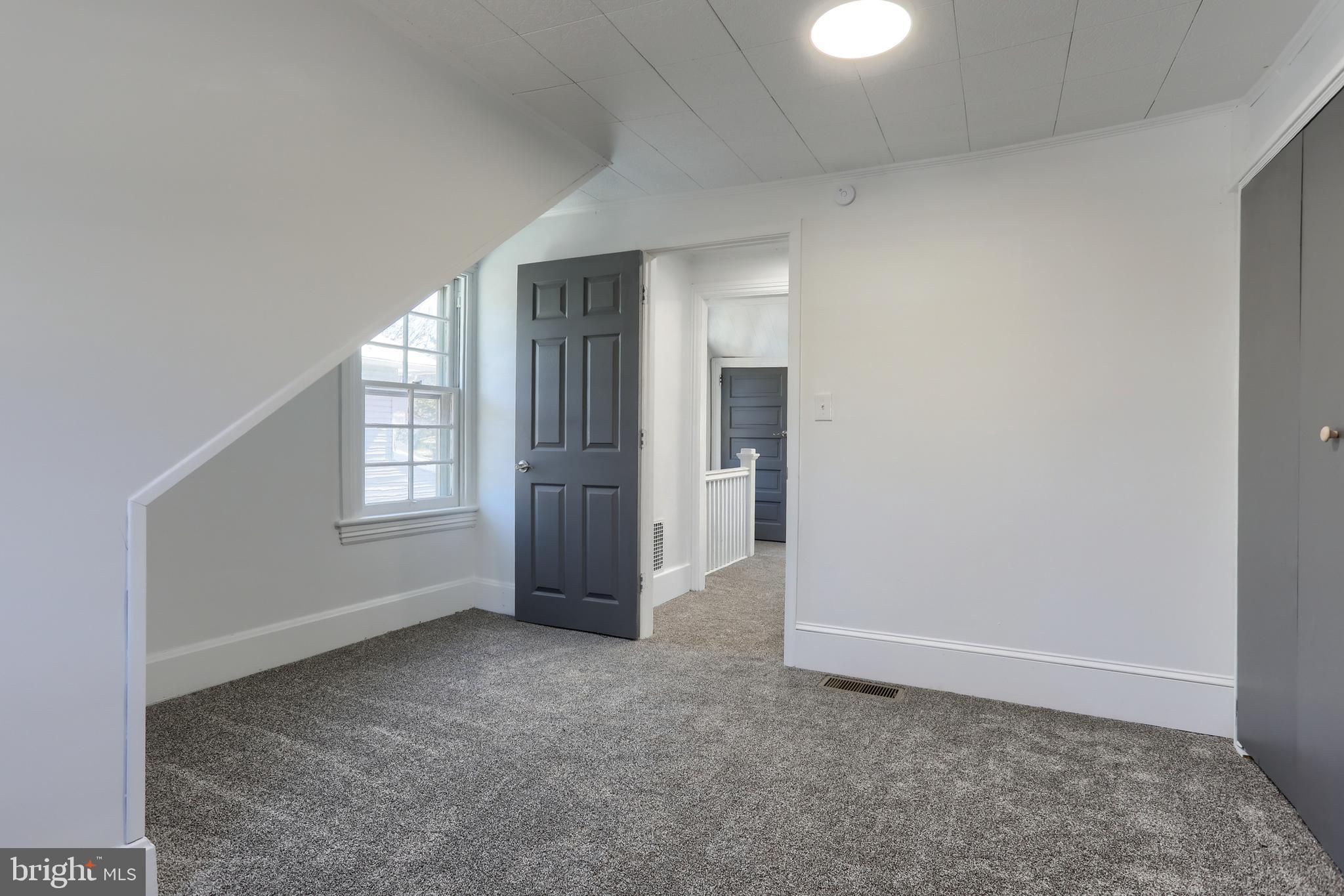 ELIZABETHTOWN BOROUGH - Residential