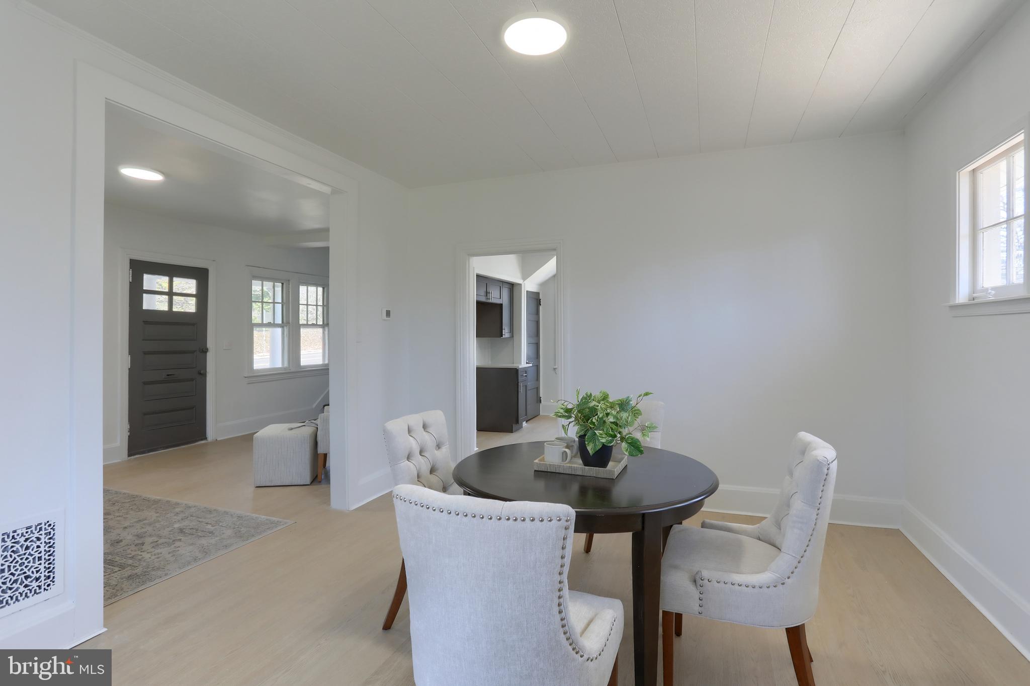 ELIZABETHTOWN BOROUGH - Residential