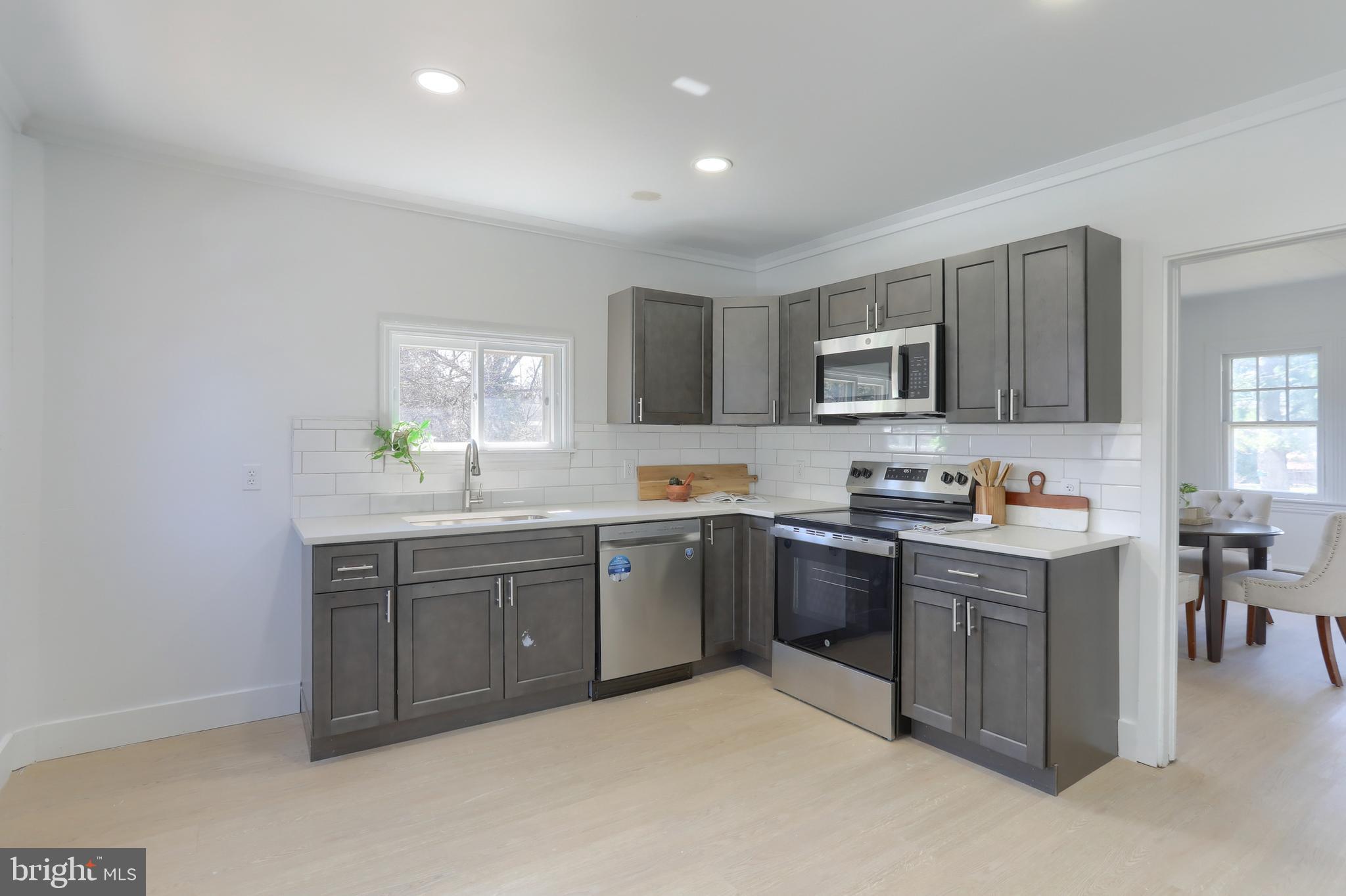 ELIZABETHTOWN BOROUGH - Residential