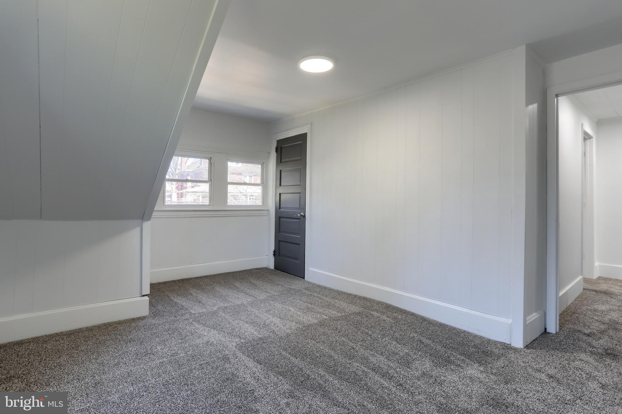 ELIZABETHTOWN BOROUGH - Residential