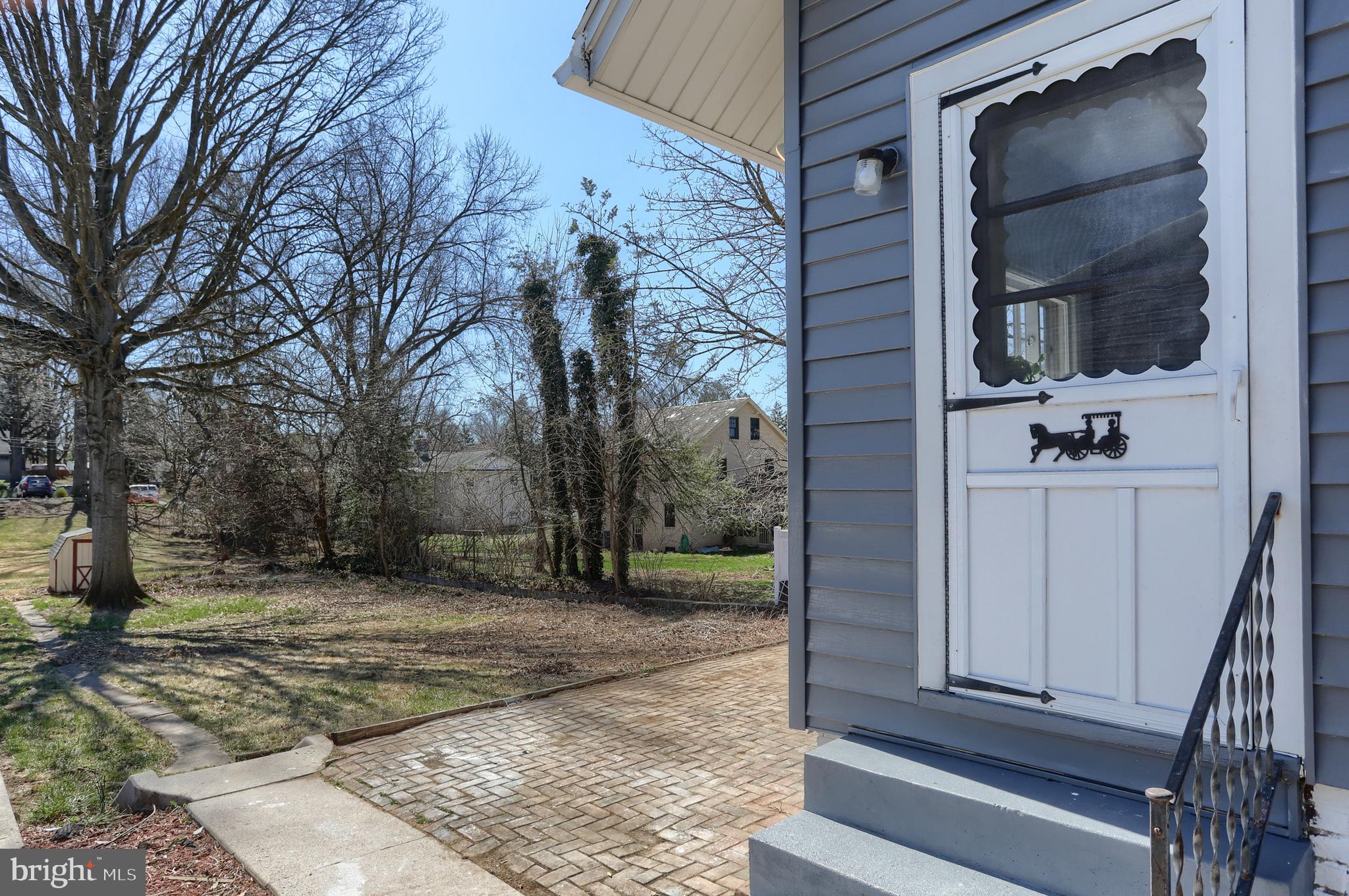 ELIZABETHTOWN BOROUGH - Residential