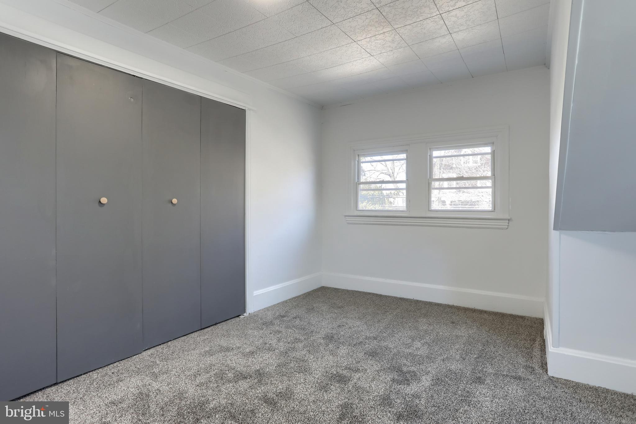 ELIZABETHTOWN BOROUGH - Residential