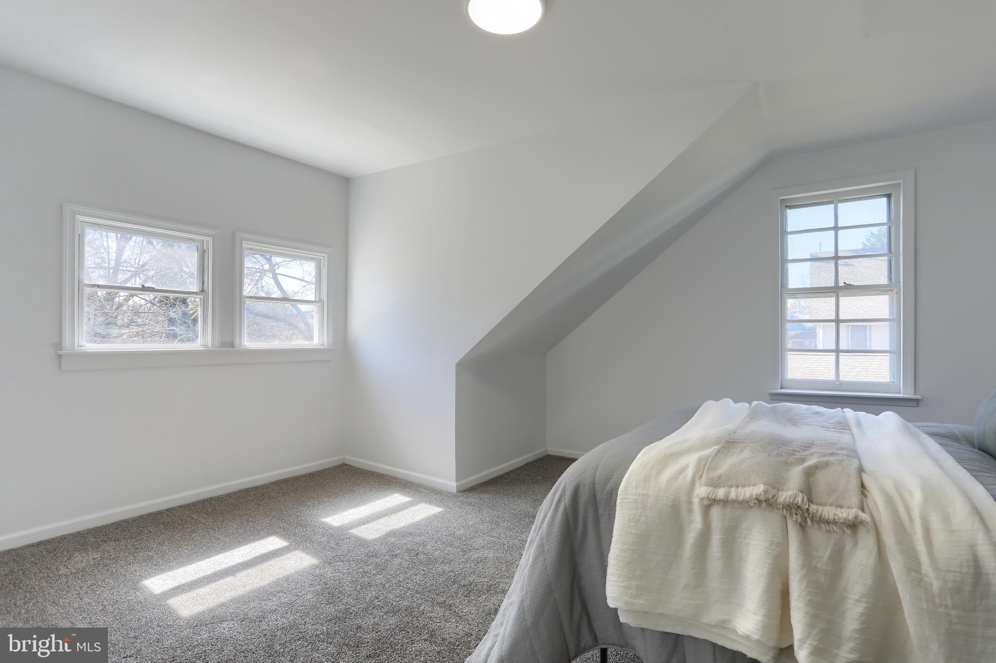 ELIZABETHTOWN BOROUGH - Residential