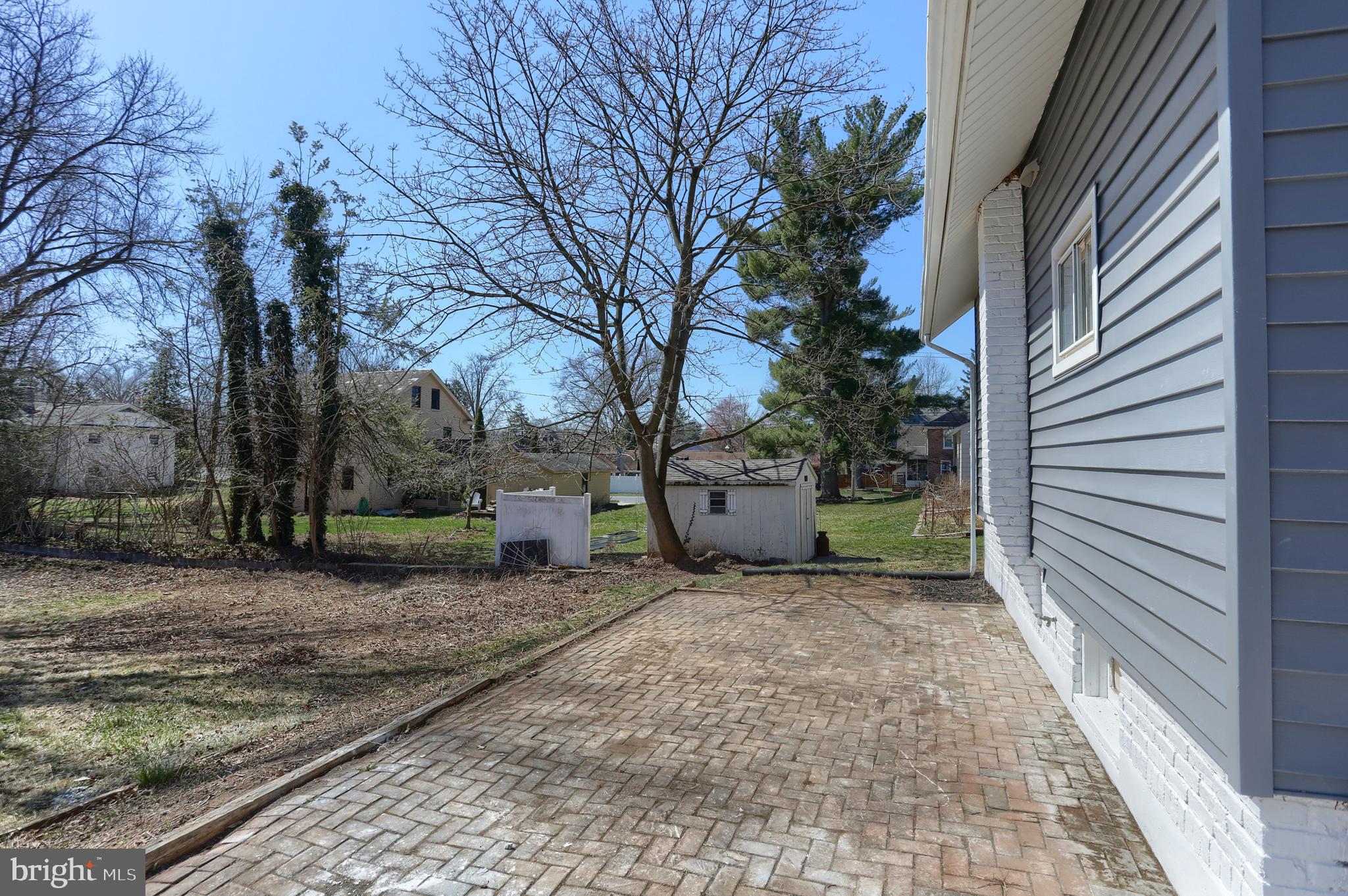 ELIZABETHTOWN BOROUGH - Residential