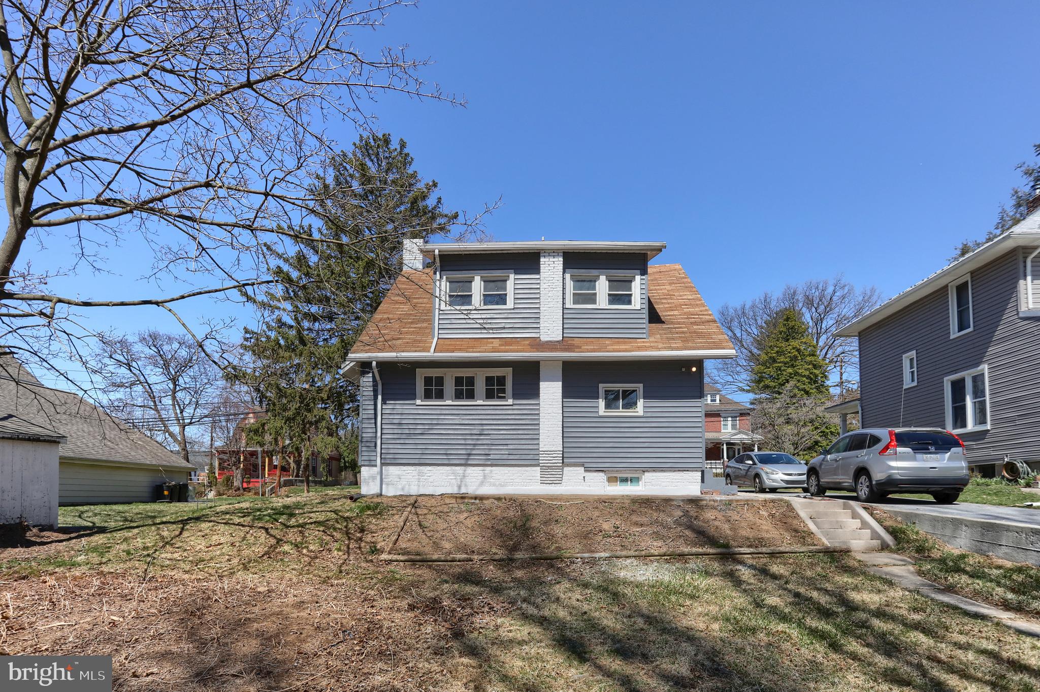 ELIZABETHTOWN BOROUGH - Residential