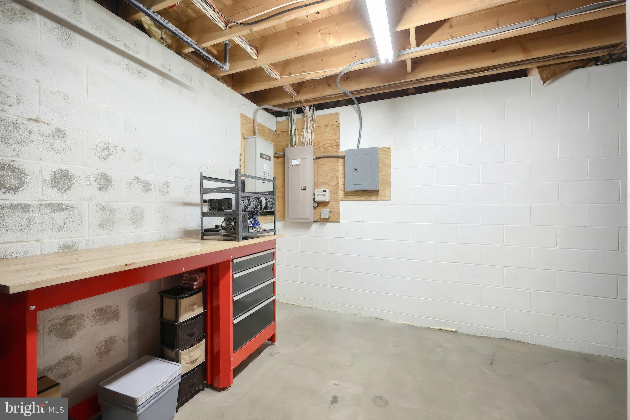 WINDSOR - Residential