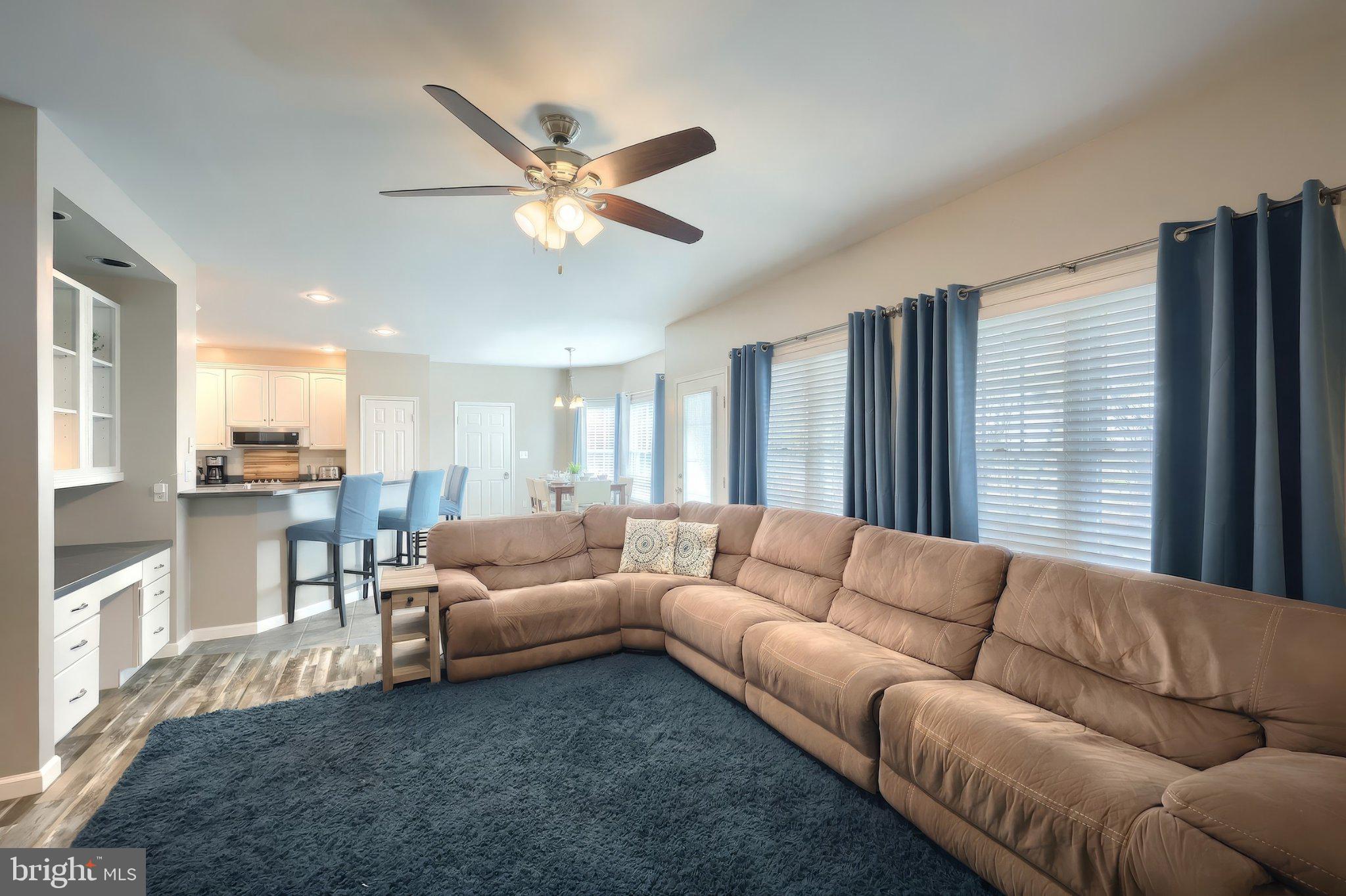 WINDSOR - Residential