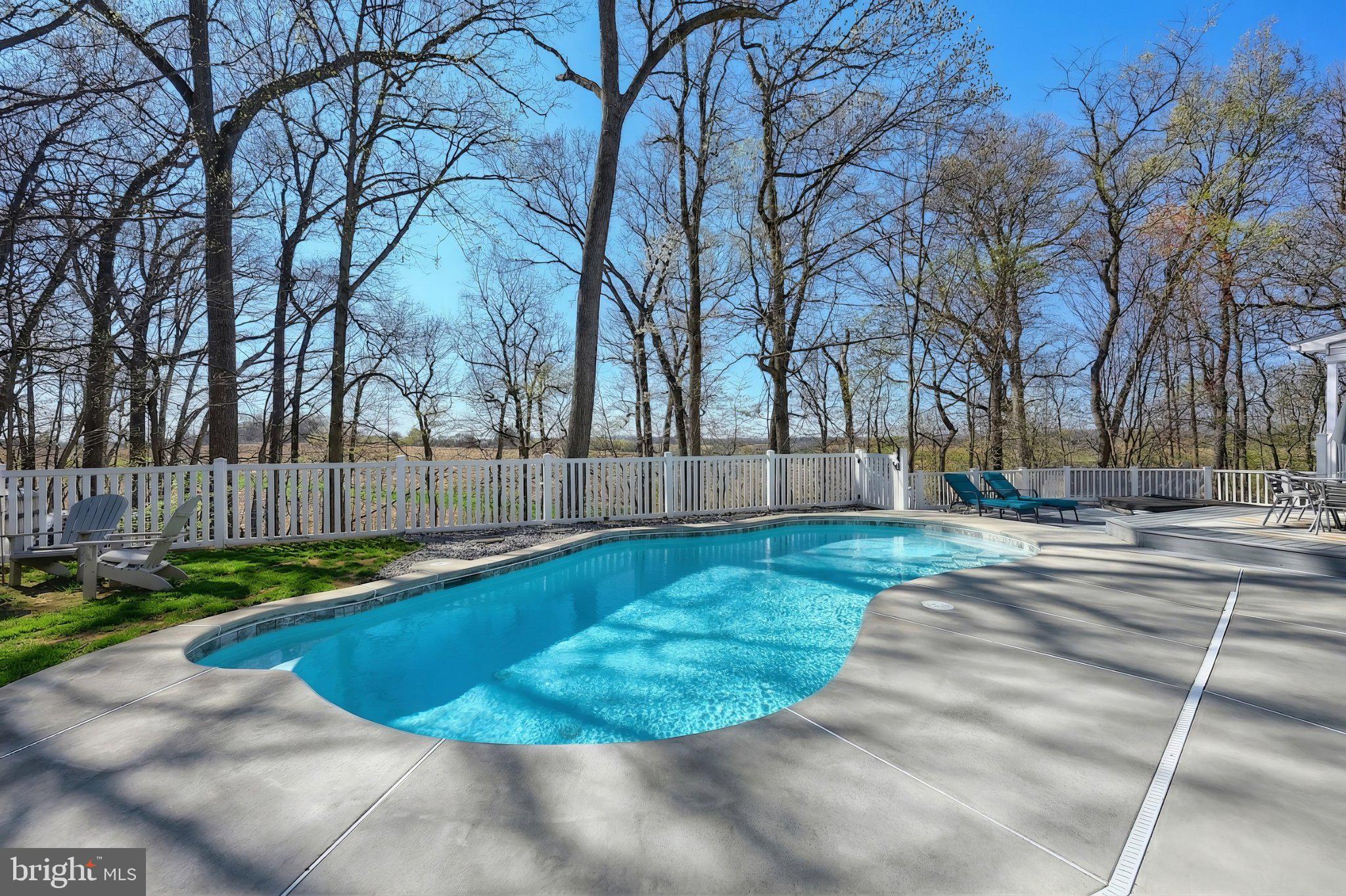 WINDSOR - Residential