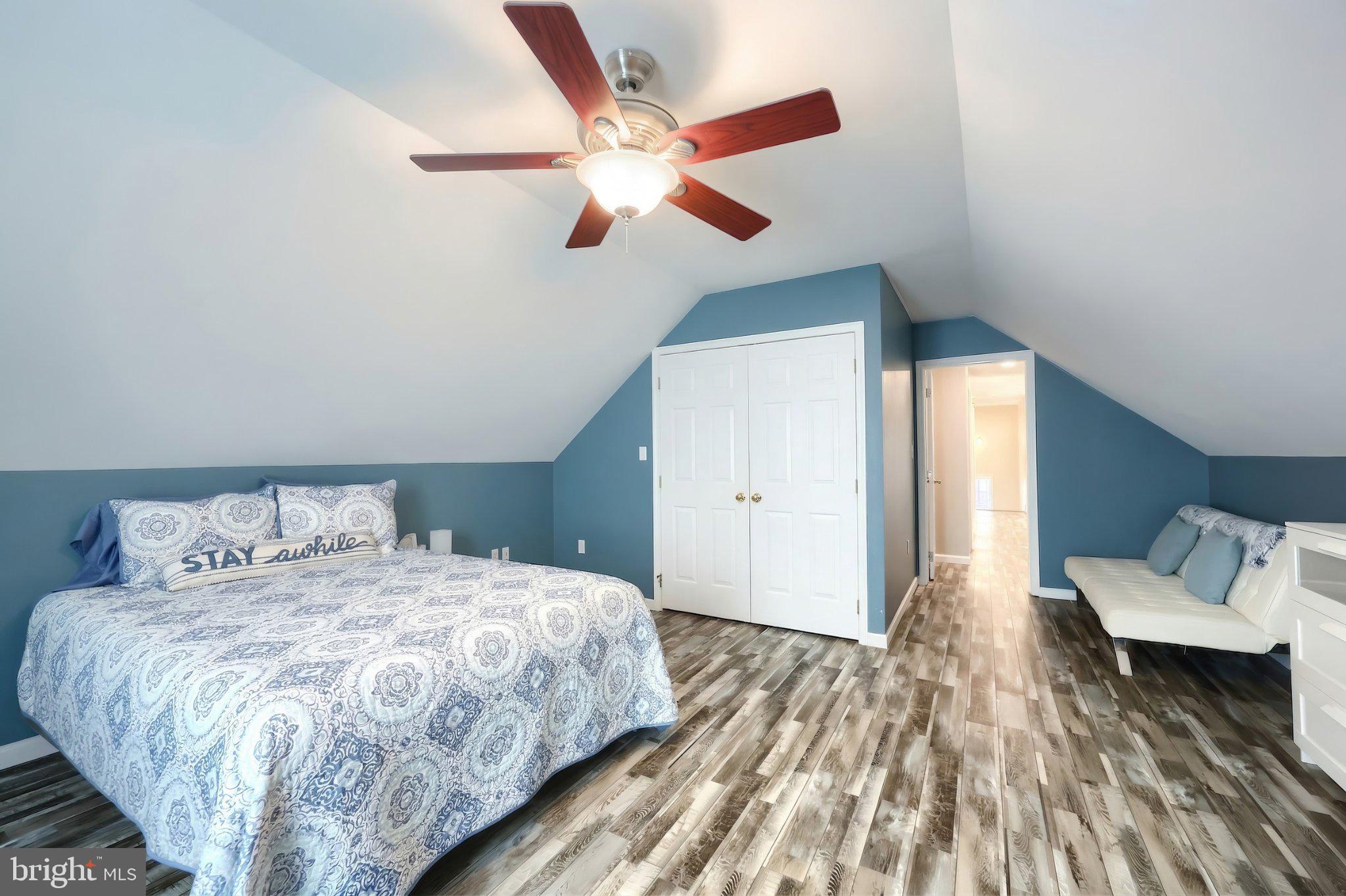 WINDSOR - Residential