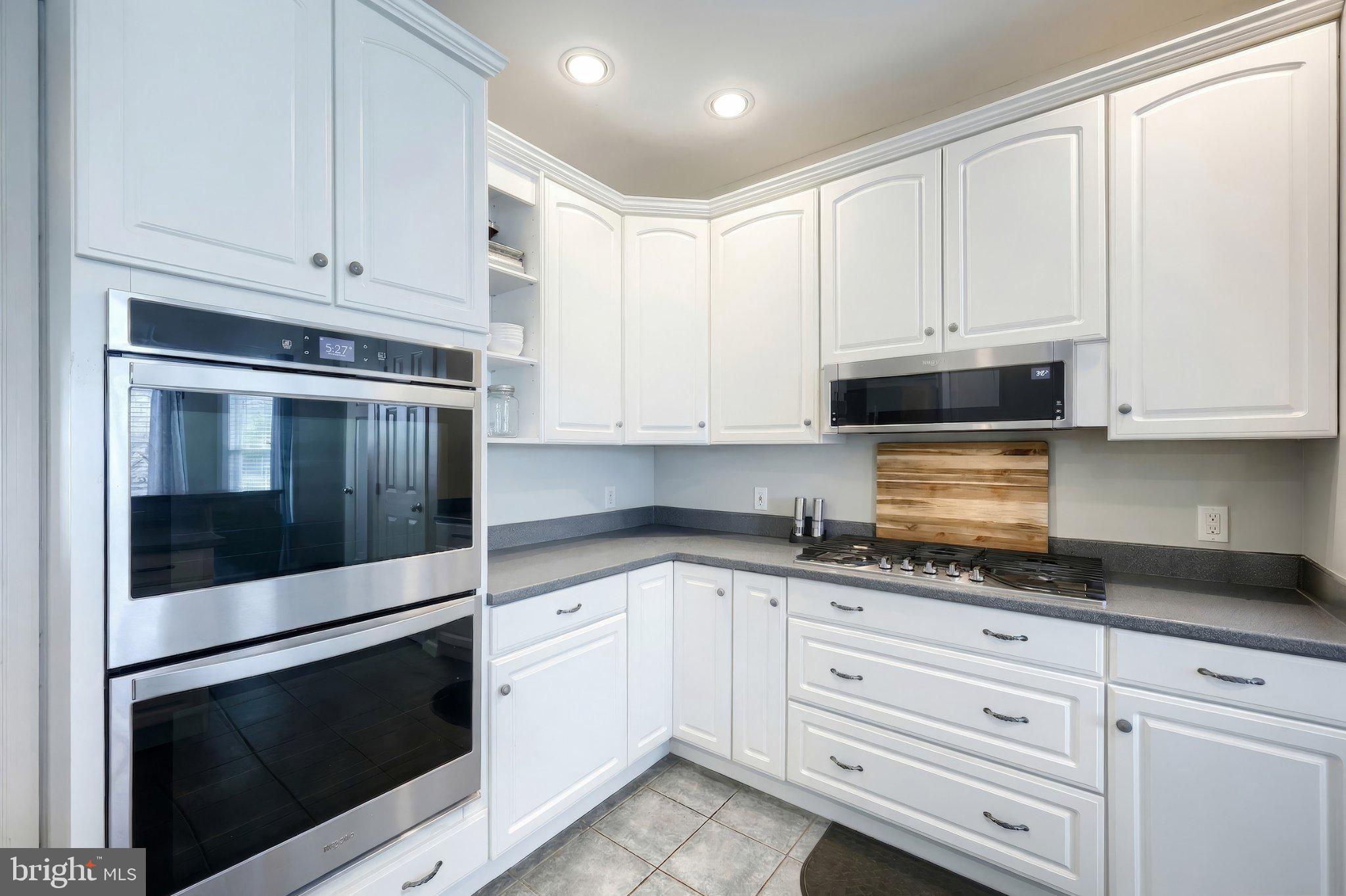 WINDSOR - Residential