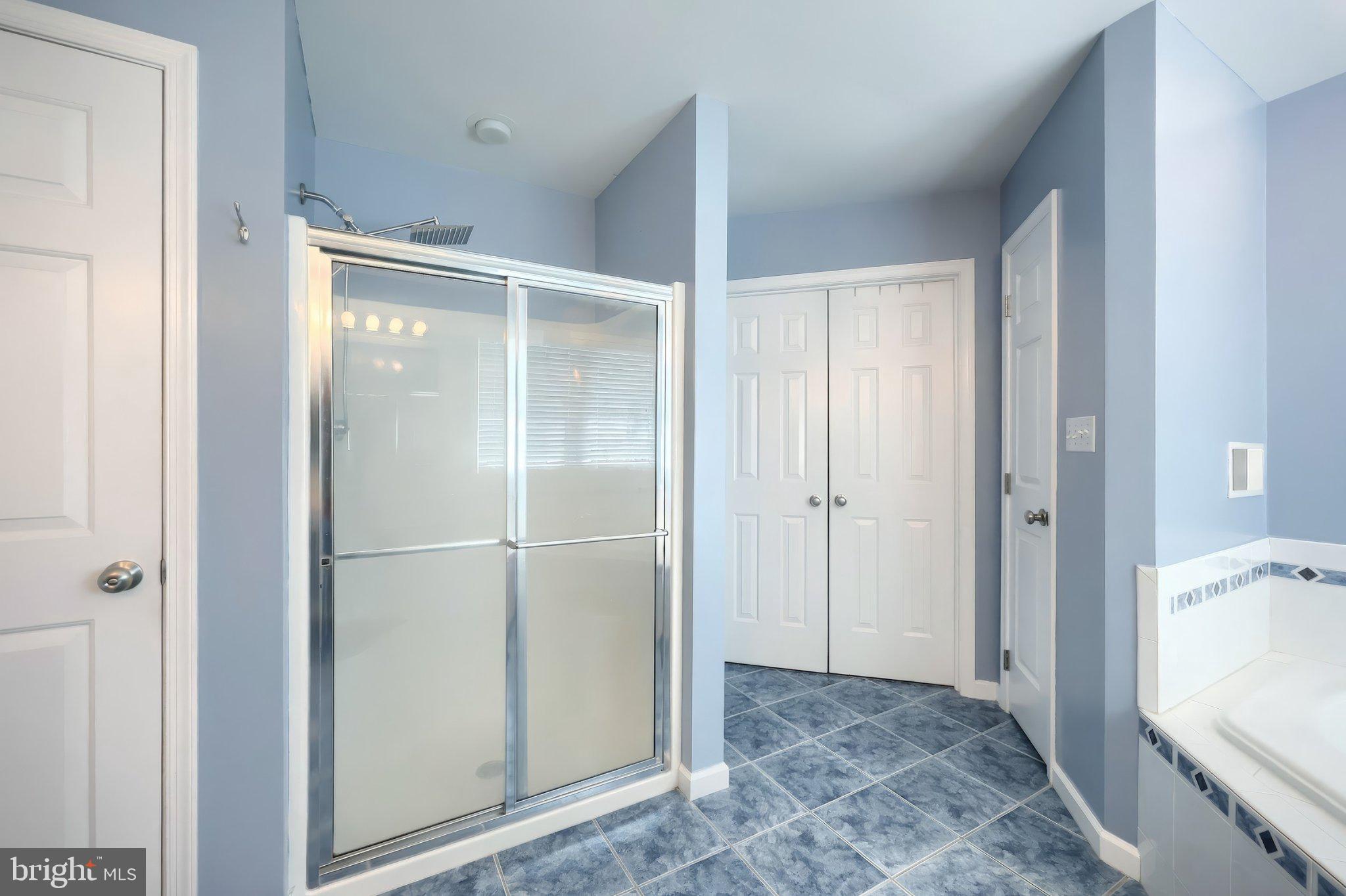 WINDSOR - Residential