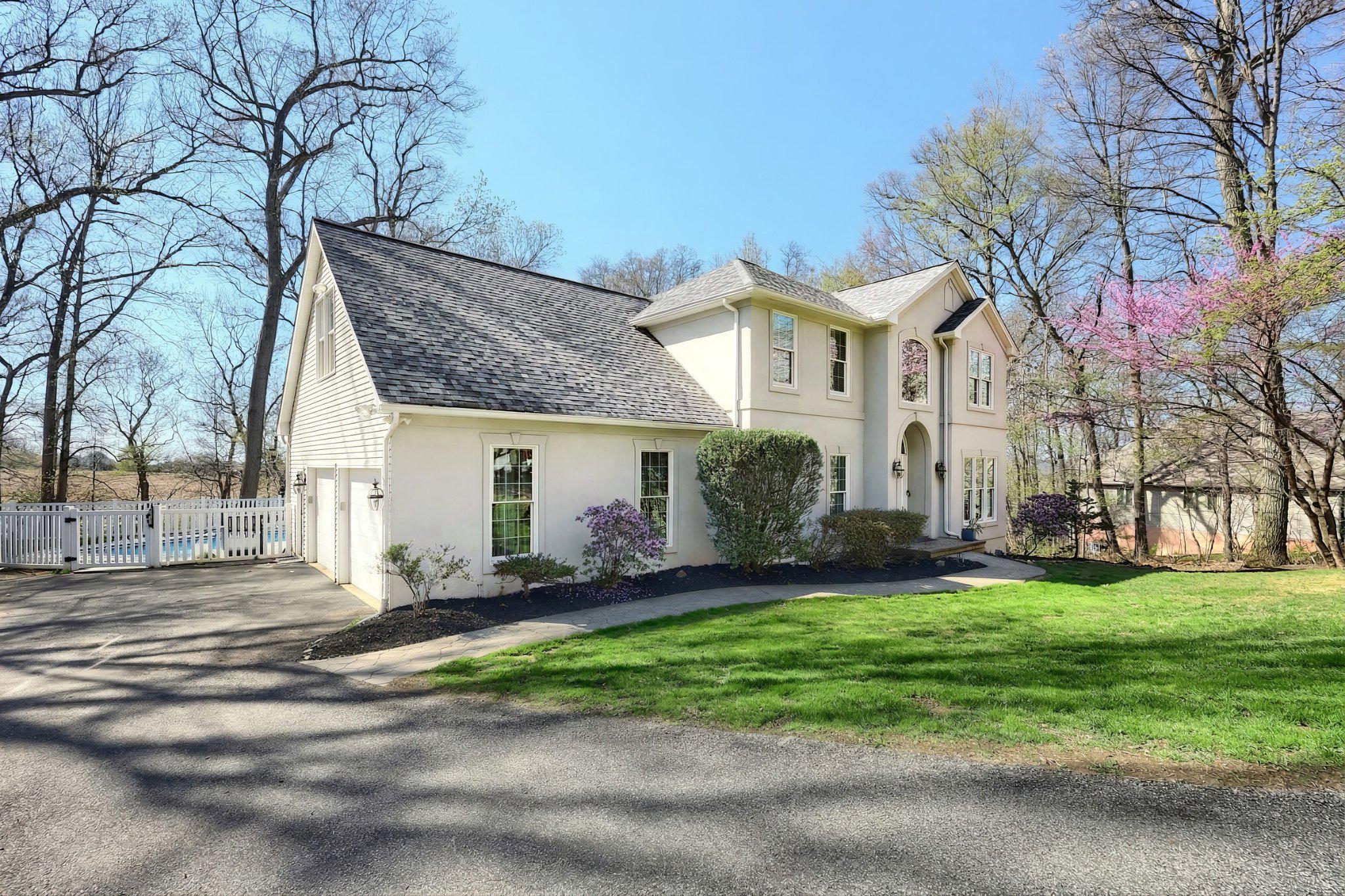 WINDSOR - Residential