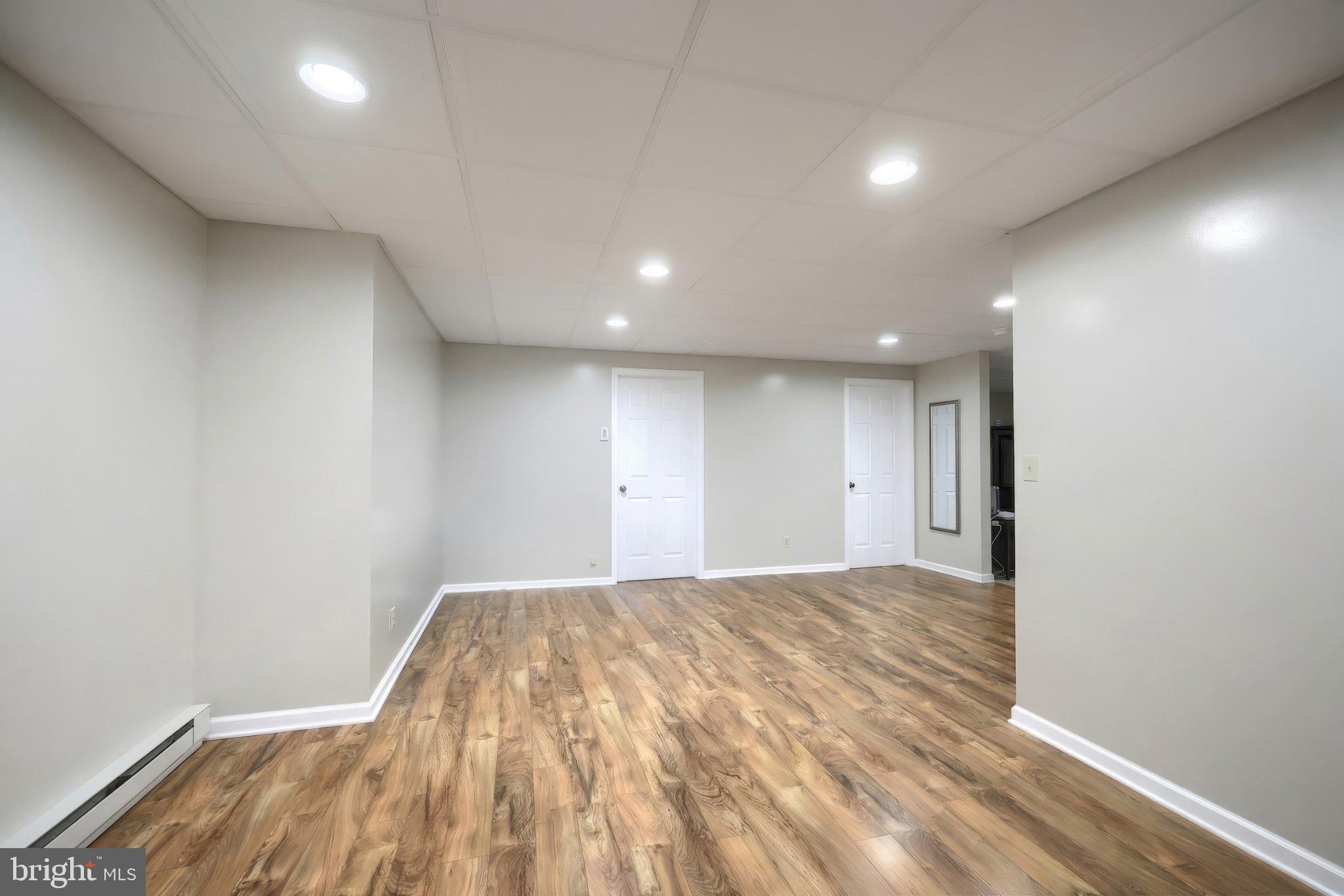 WINDSOR - Residential