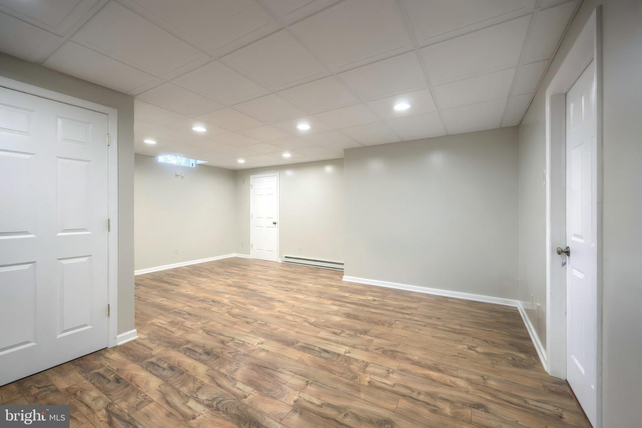 WINDSOR - Residential