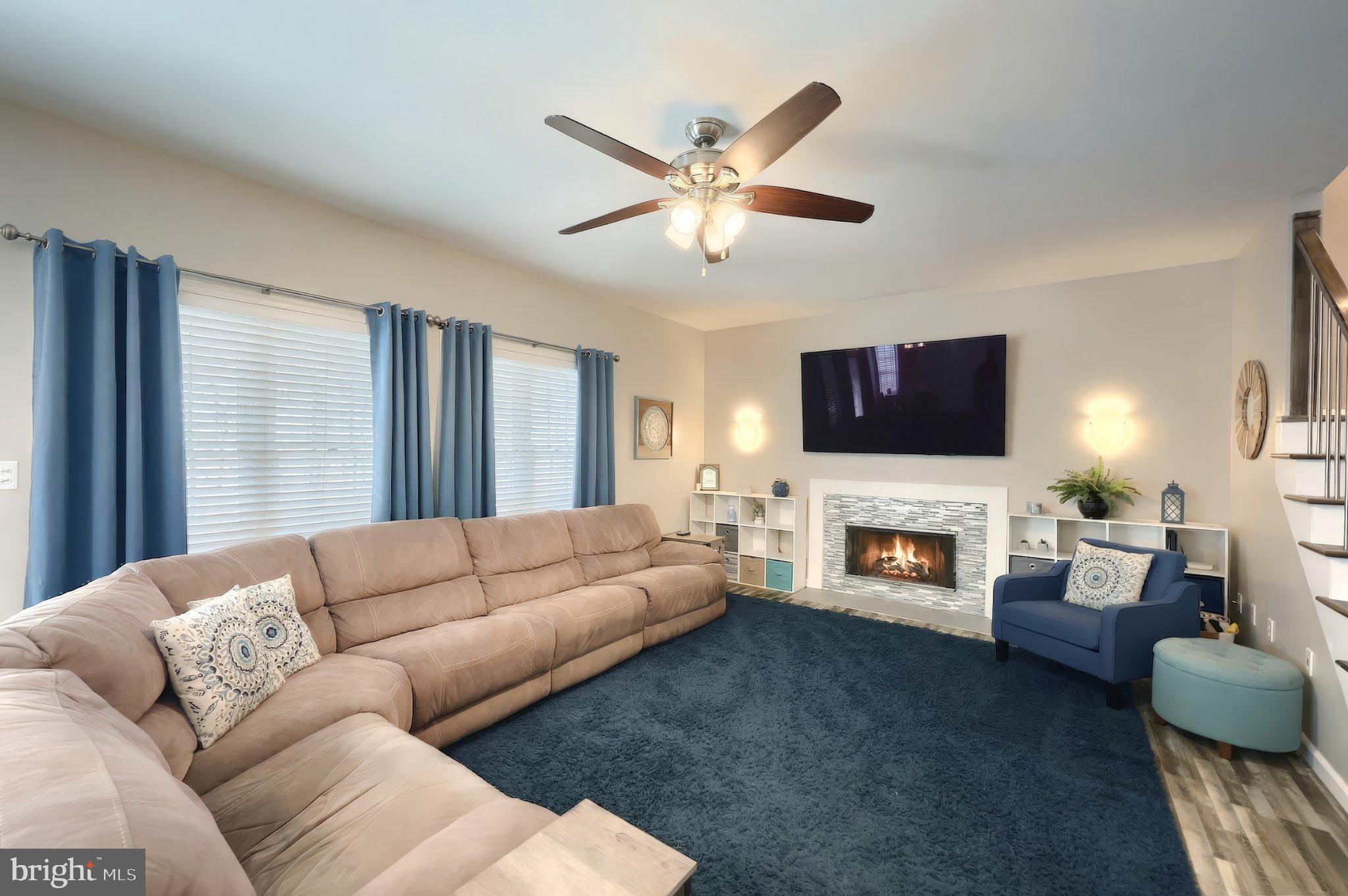 WINDSOR - Residential