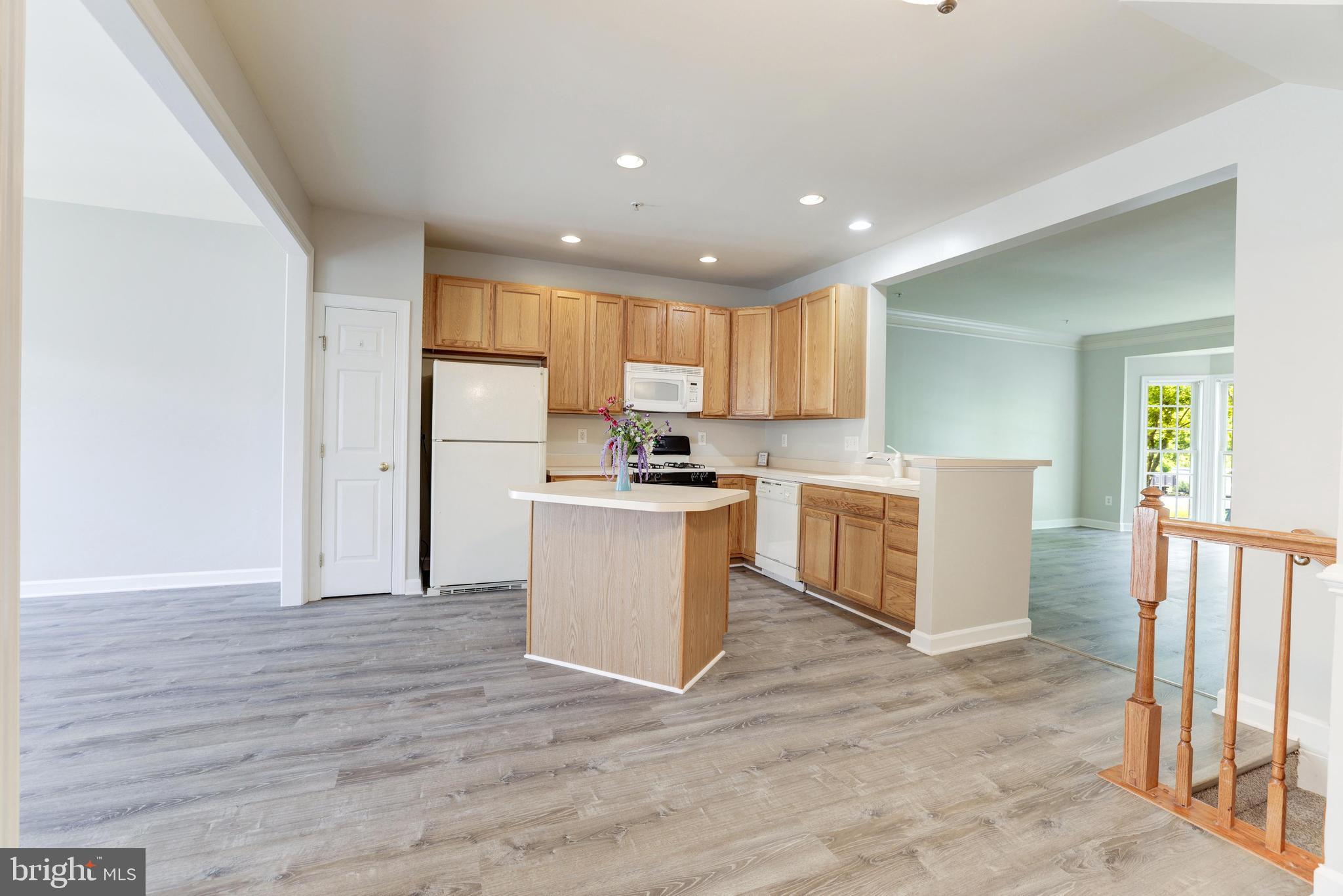 ARORA HILLS - Residential