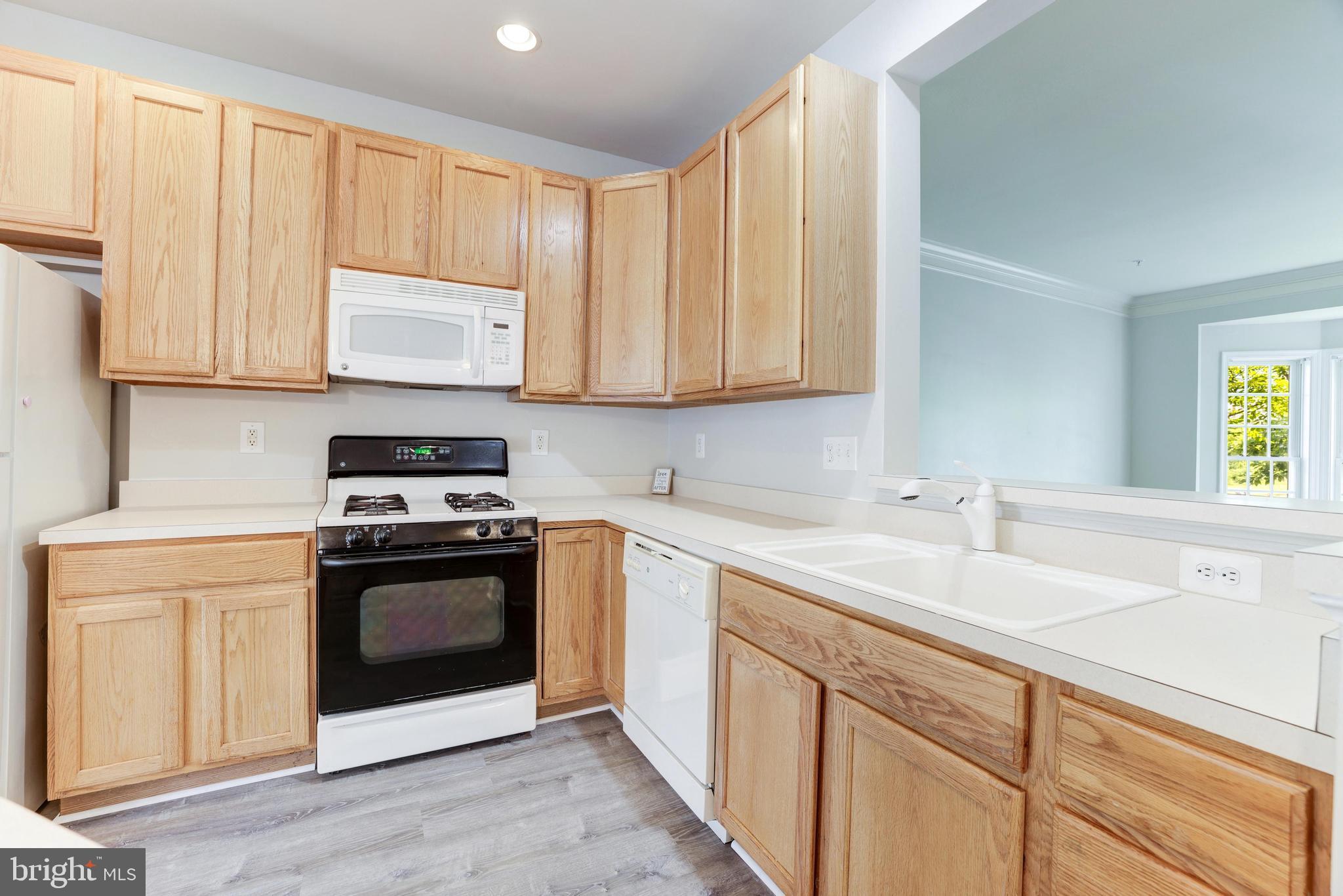 ARORA HILLS - Residential