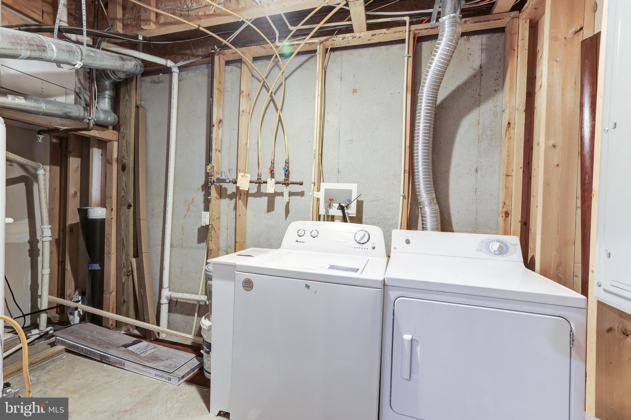 ARORA HILLS - Residential