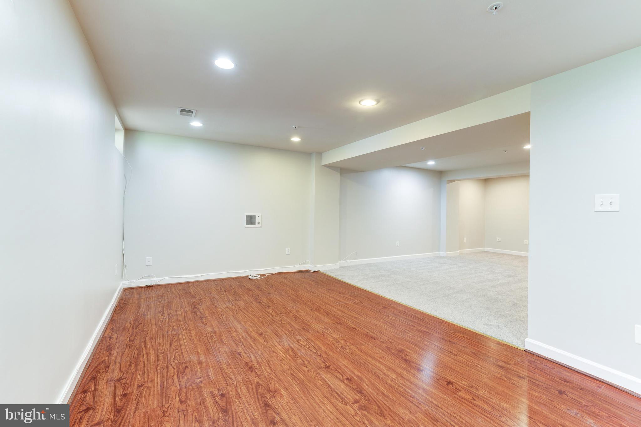 ARORA HILLS - Residential