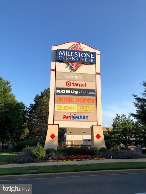 ARORA HILLS - Residential