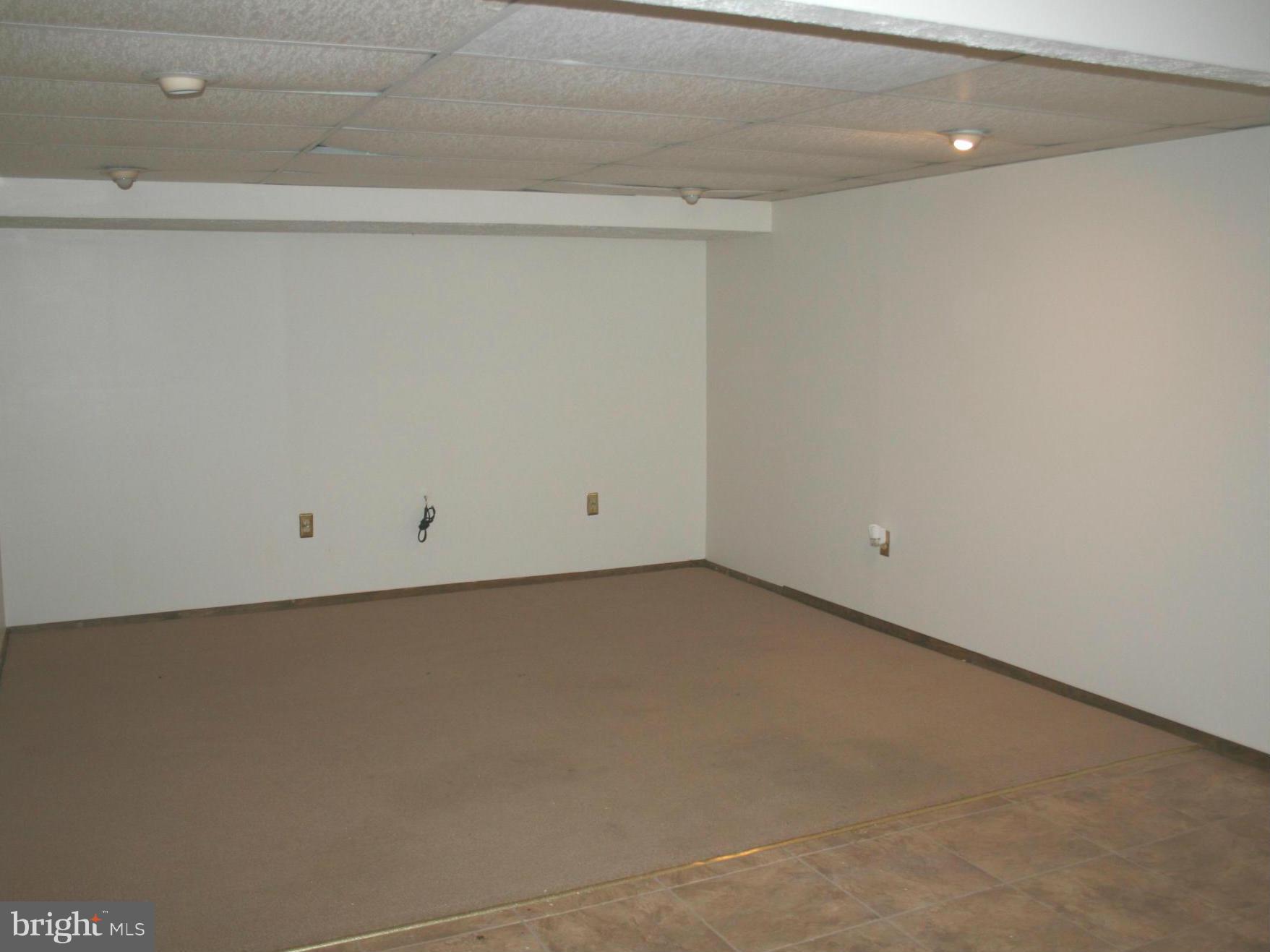 HASTINGS HUNT - Residential