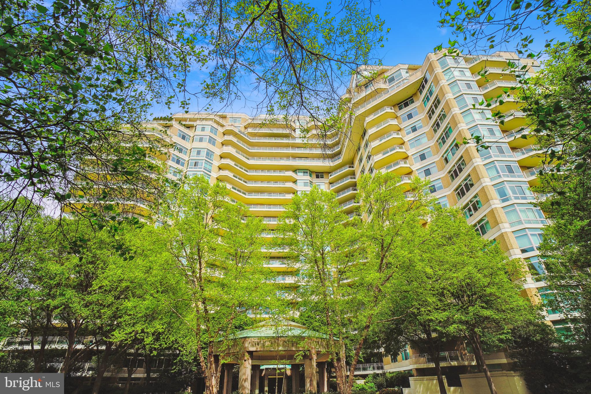 SOMERSET HOUSE - Residential