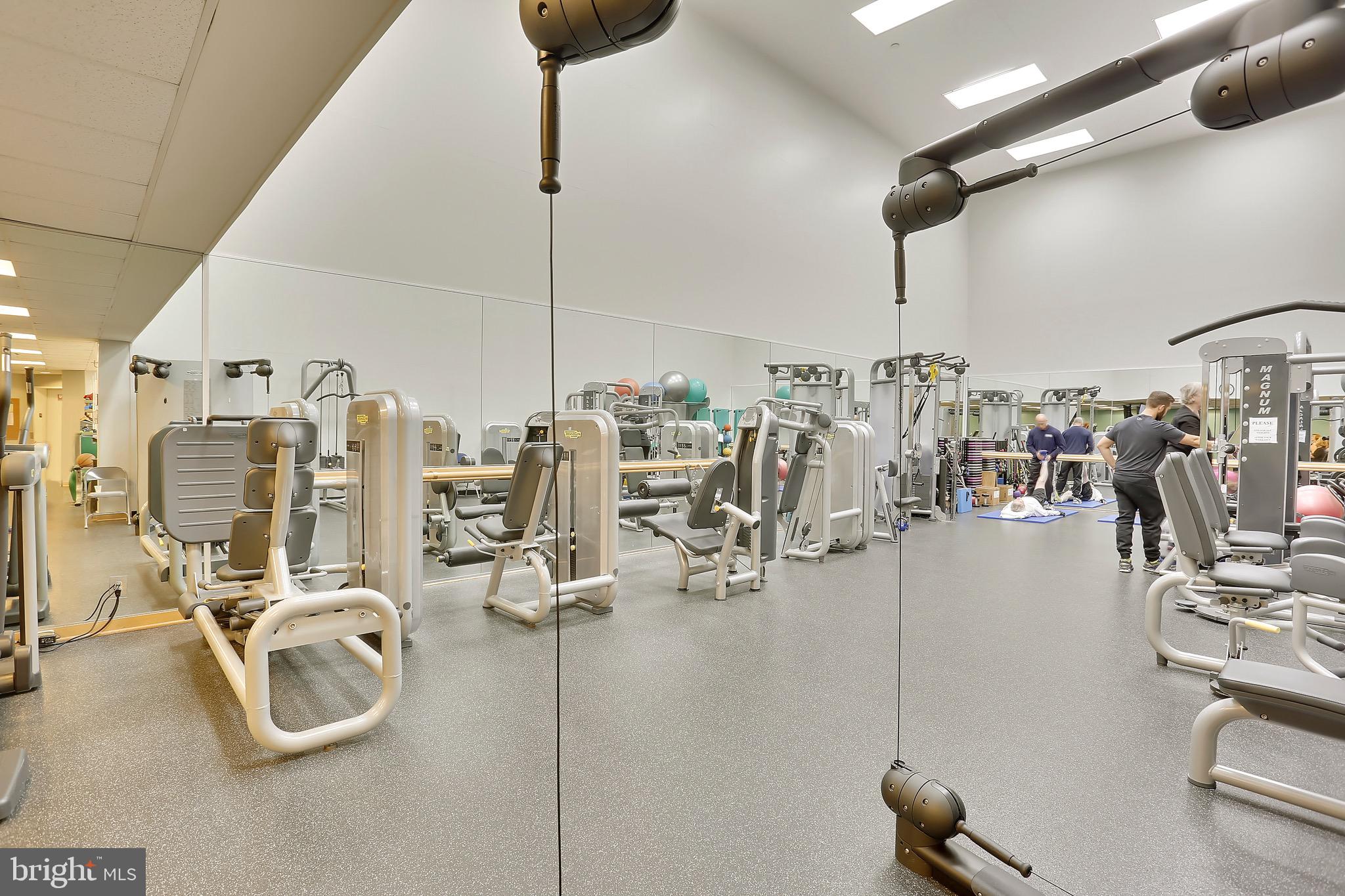 SOMERSET HOUSE - Residential