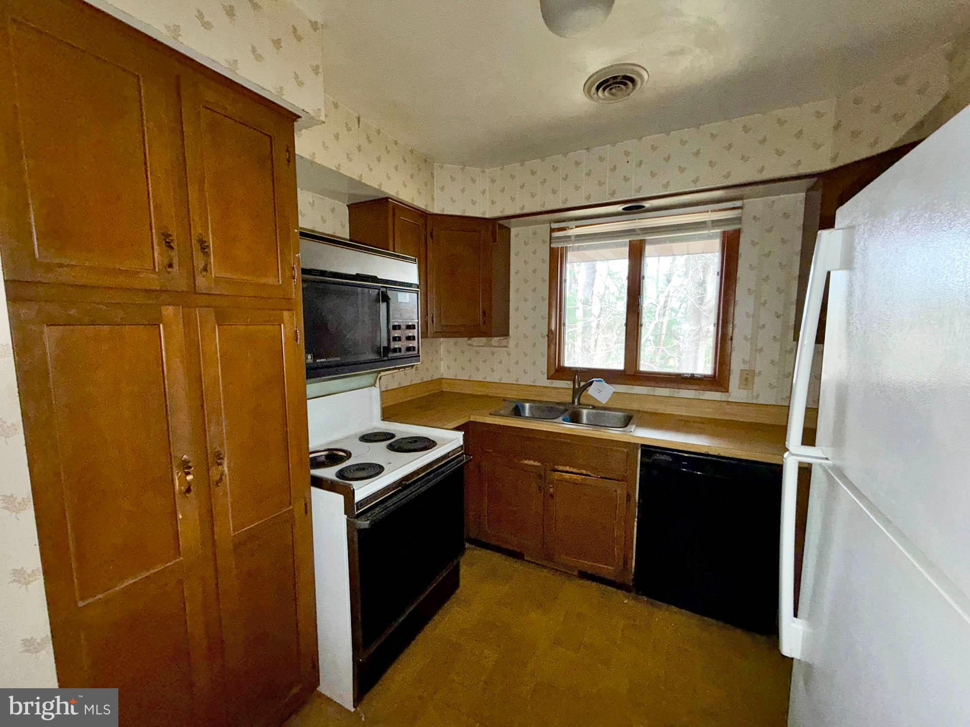 MOUNT HEBRON - Residential