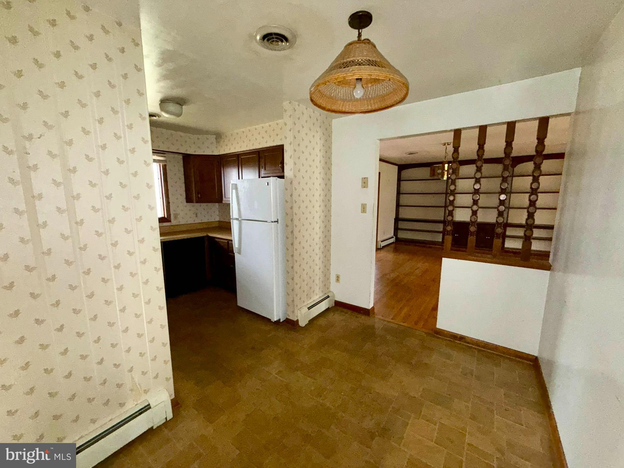 MOUNT HEBRON - Residential