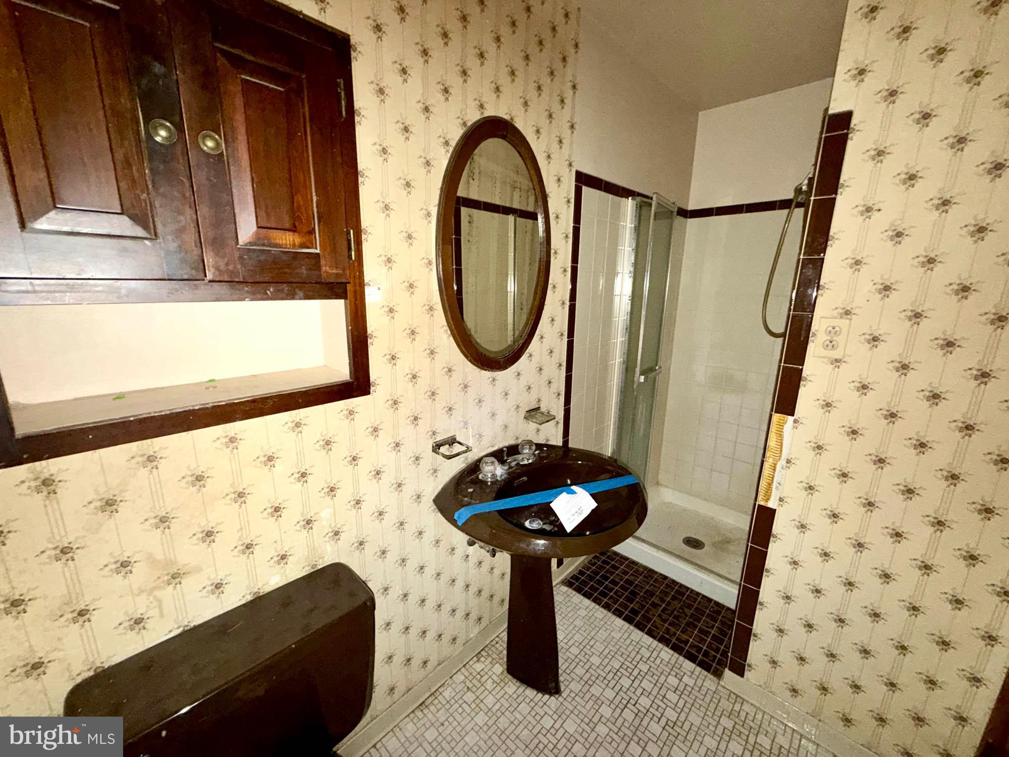 MOUNT HEBRON - Residential