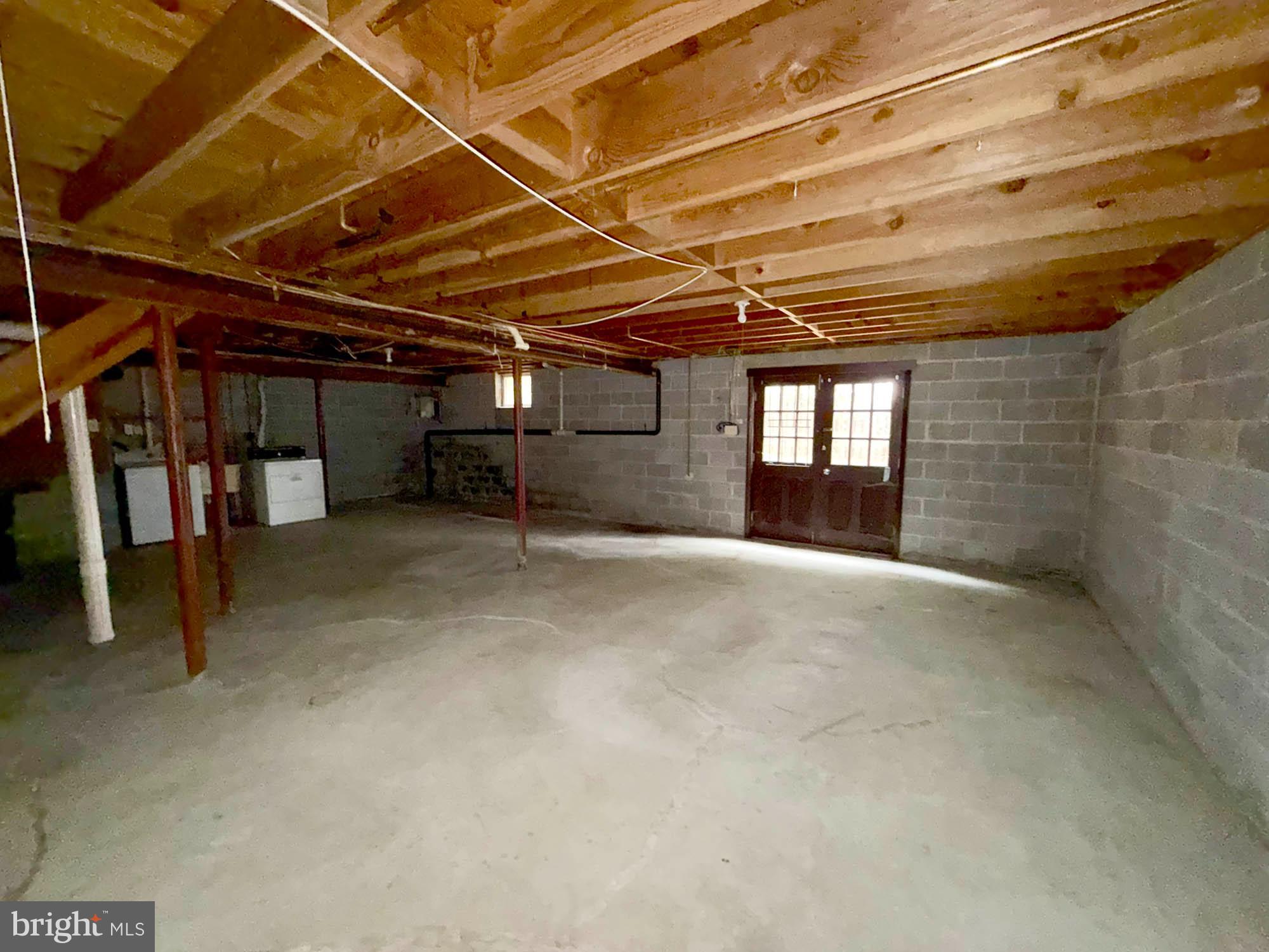 MOUNT HEBRON - Residential