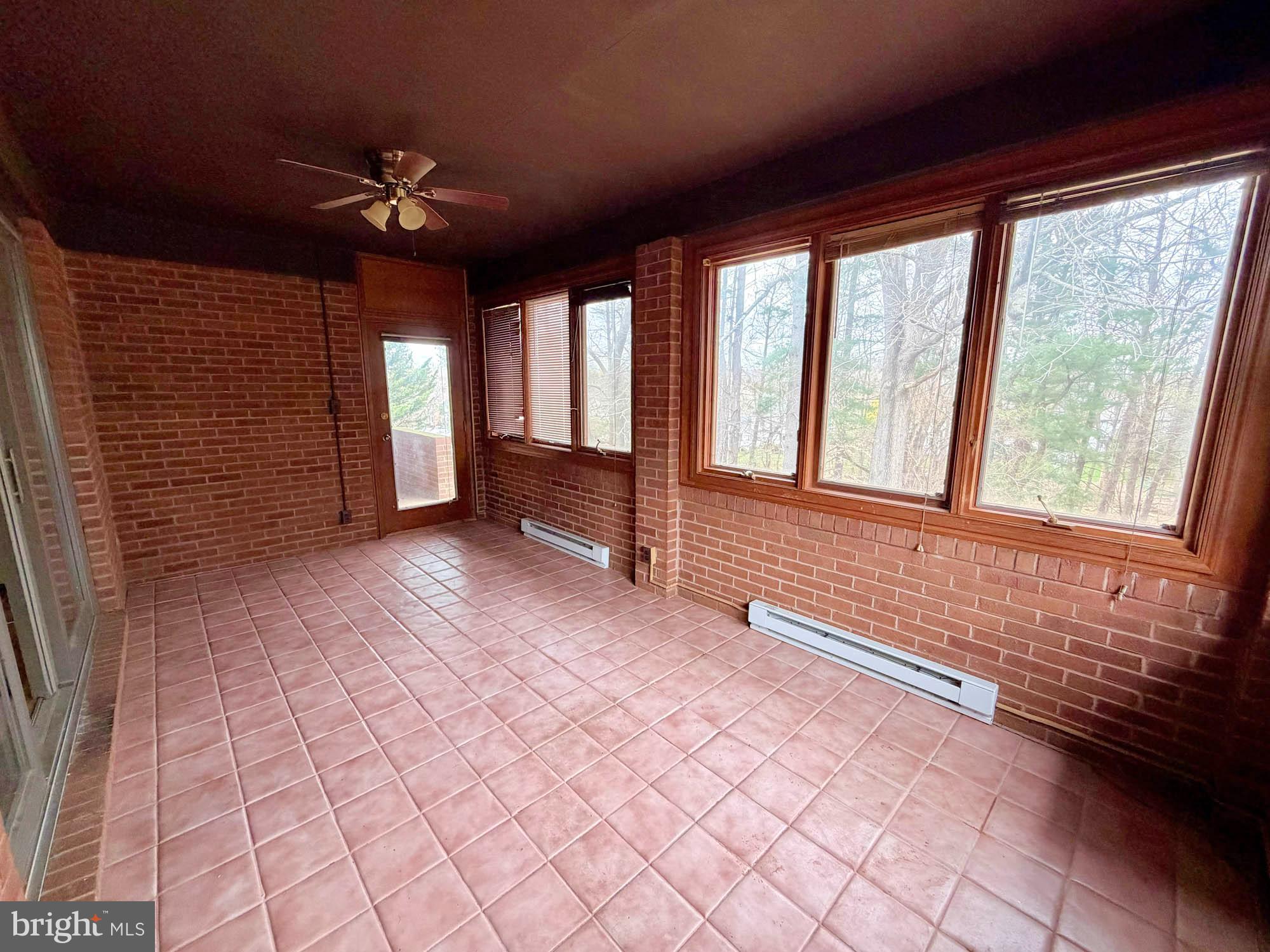 MOUNT HEBRON - Residential