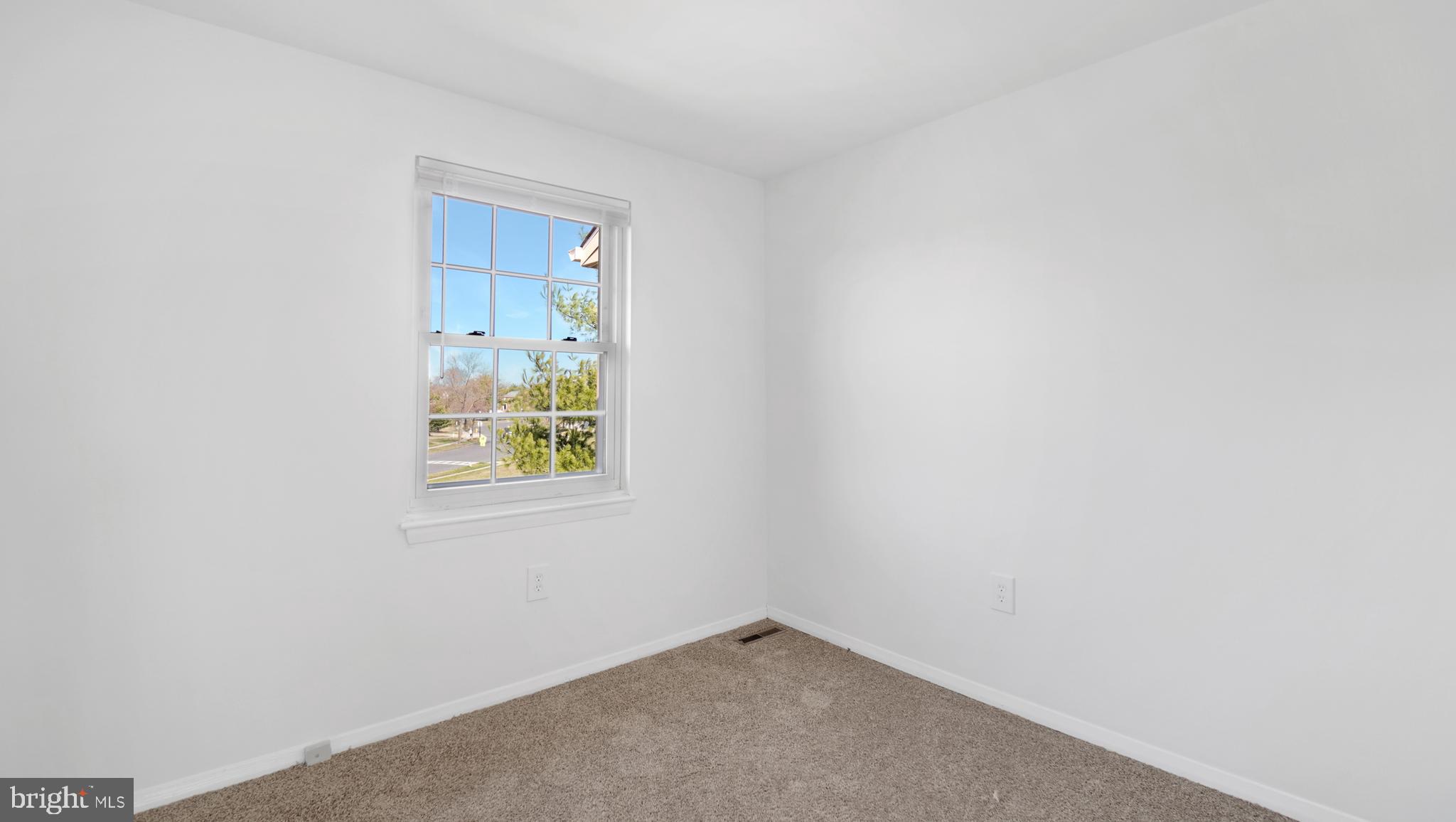 ELIZABETHS LANDING - Residential