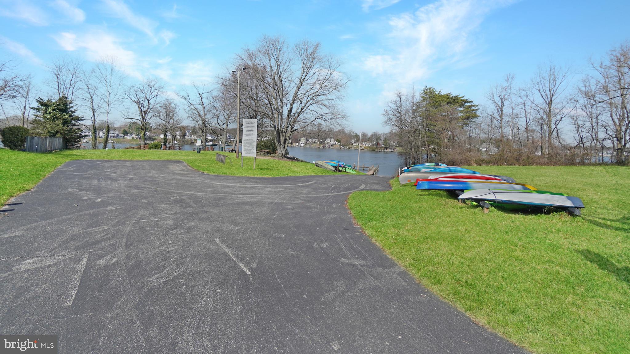 ELIZABETHS LANDING - Residential