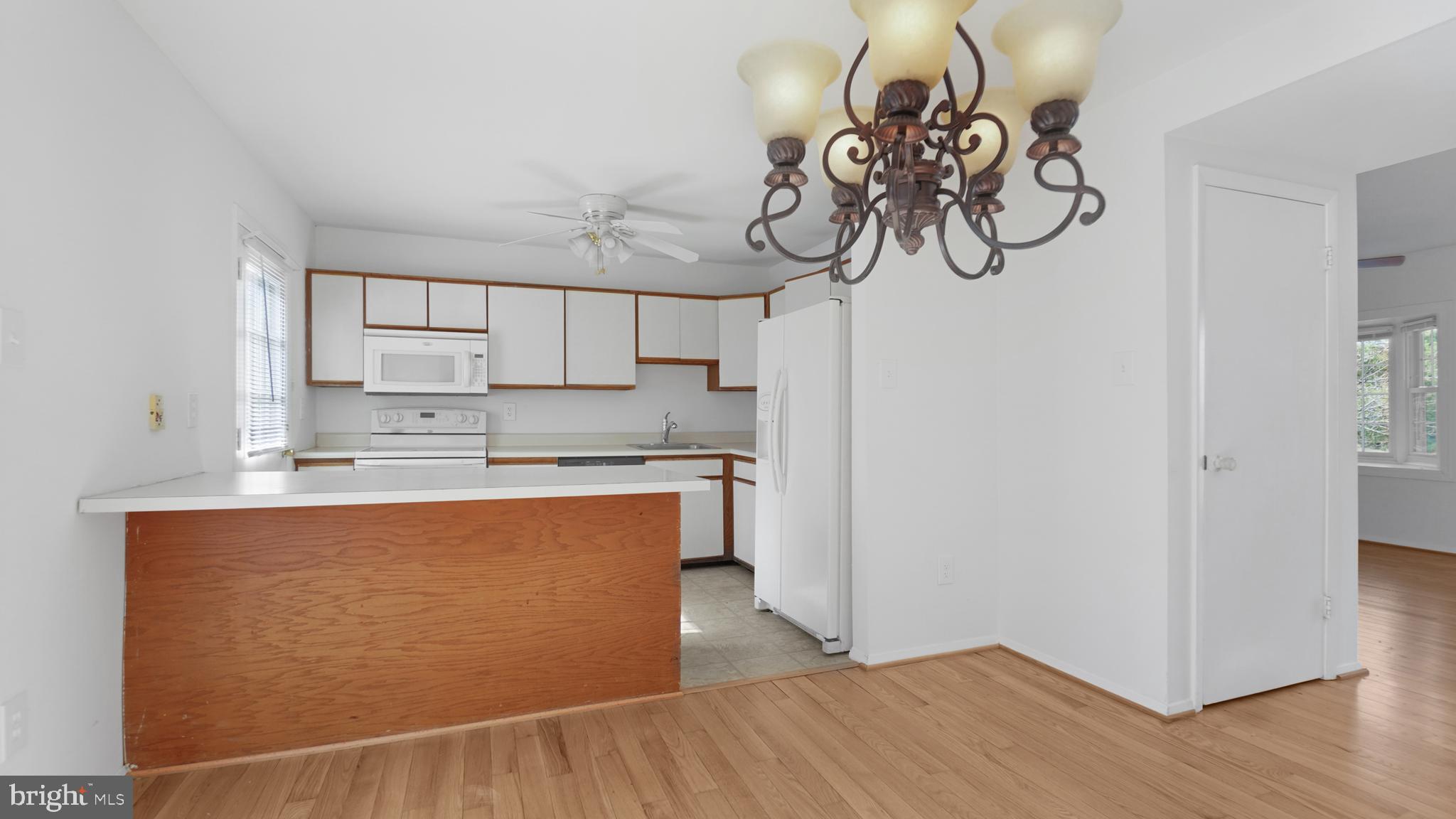 ELIZABETHS LANDING - Residential