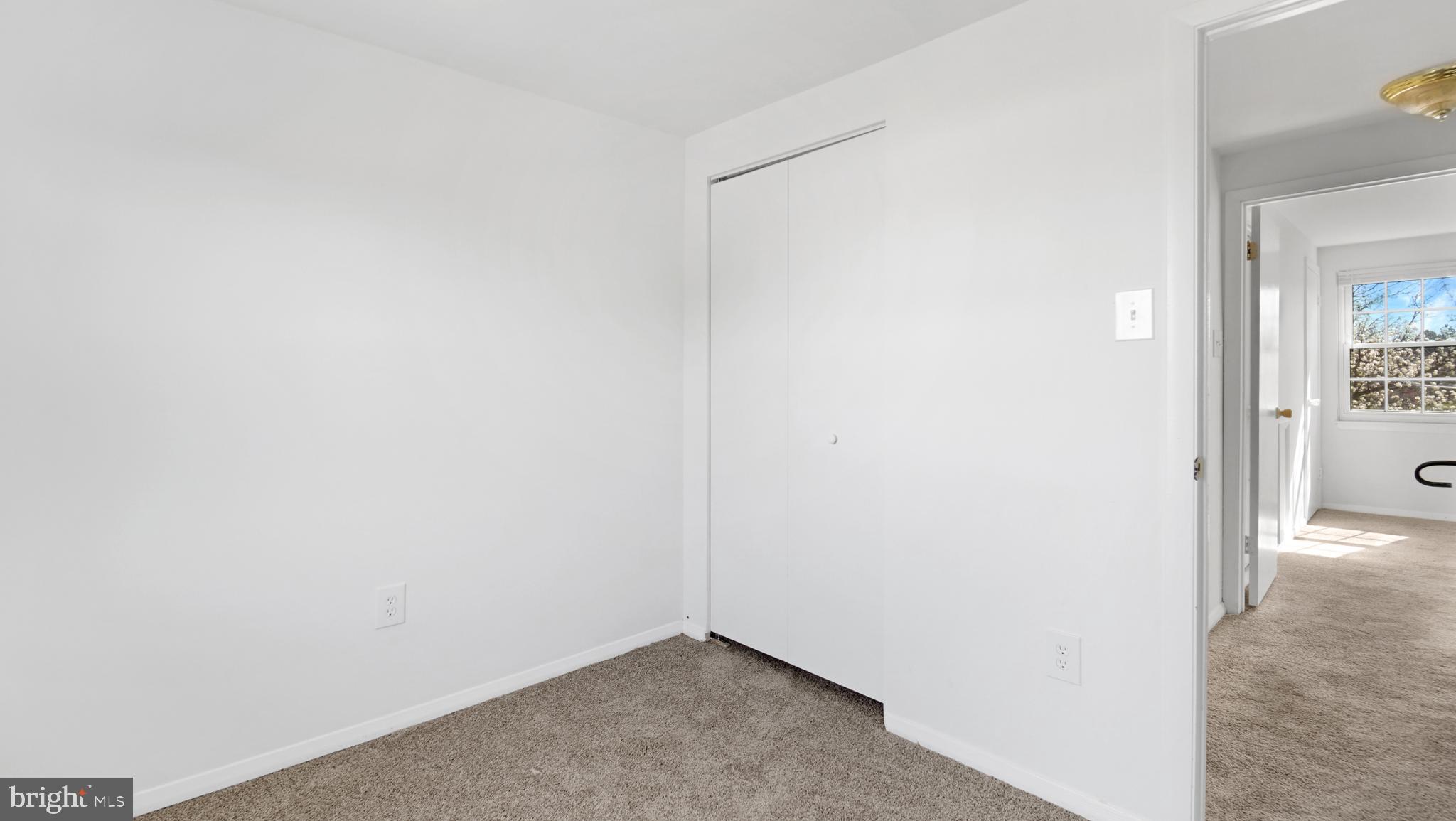 ELIZABETHS LANDING - Residential