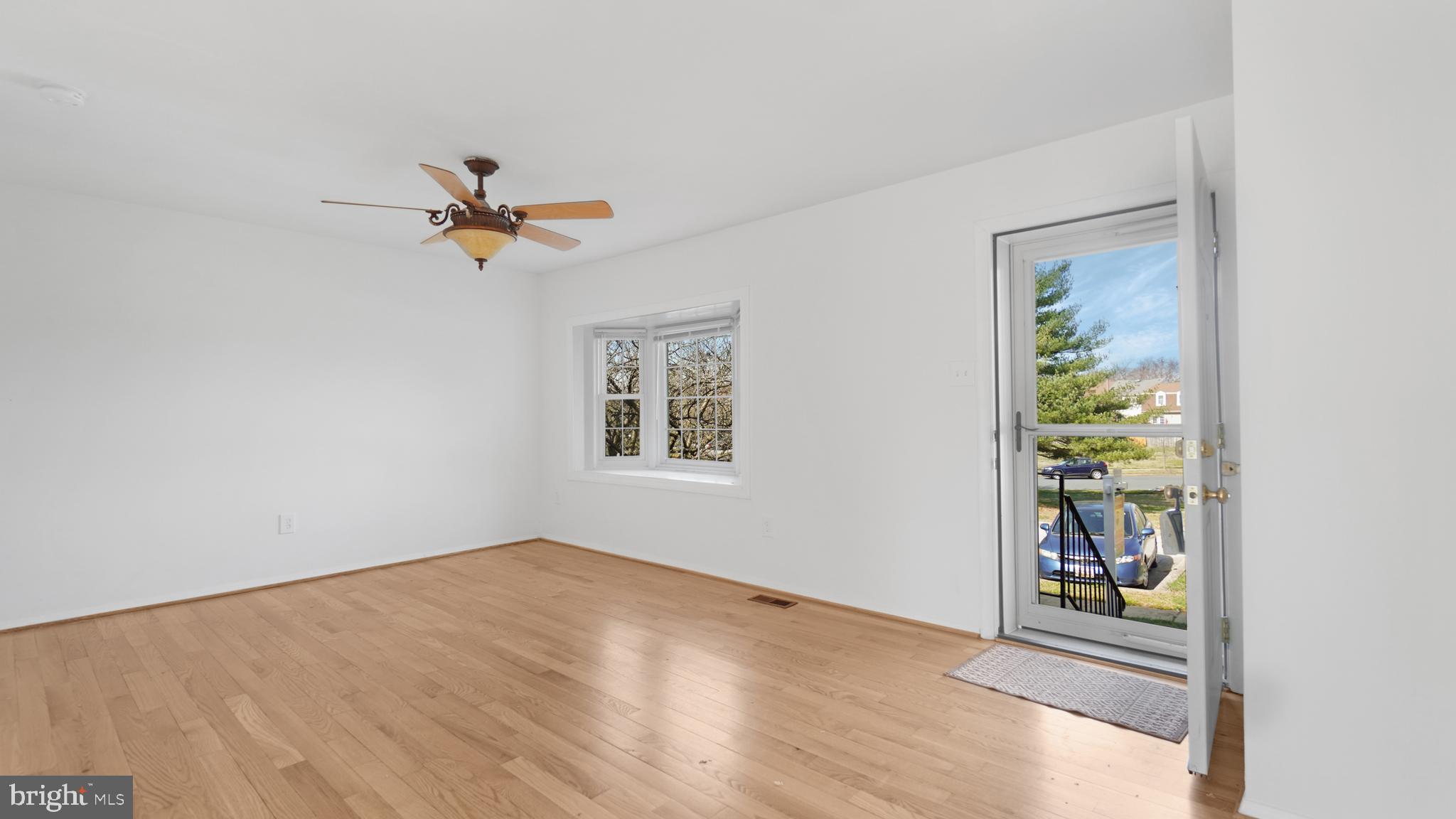 ELIZABETHS LANDING - Residential