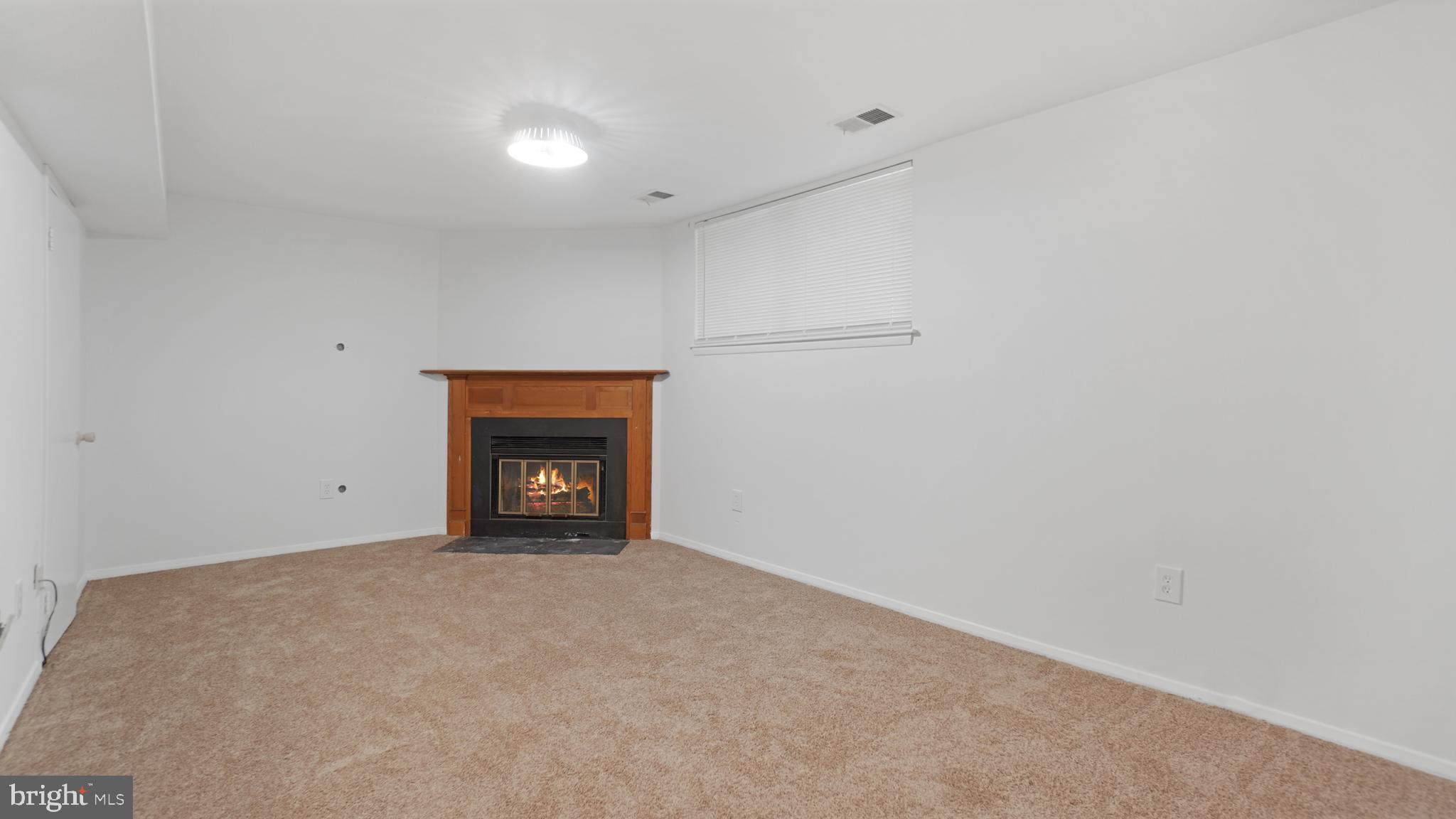 ELIZABETHS LANDING - Residential