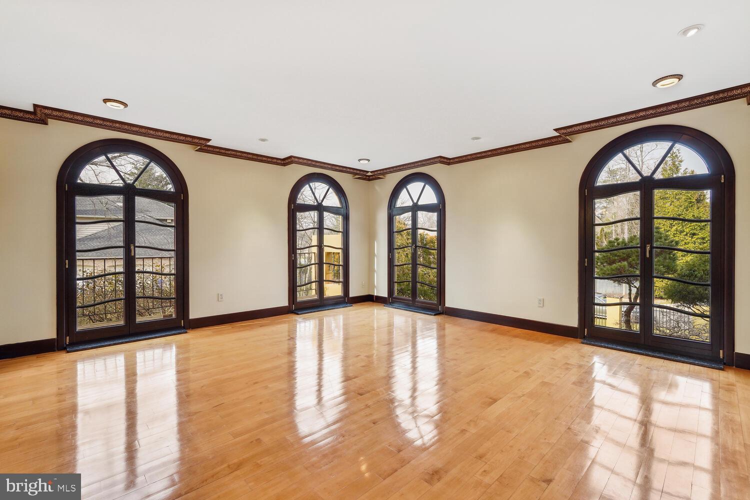 BLENHEIM - Residential