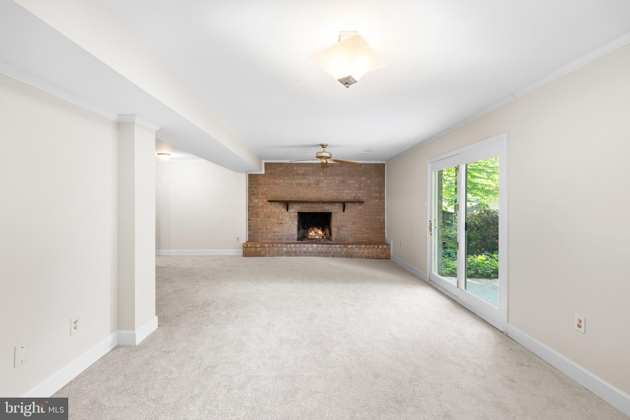 ORANGE HUNT ESTATES - Residential