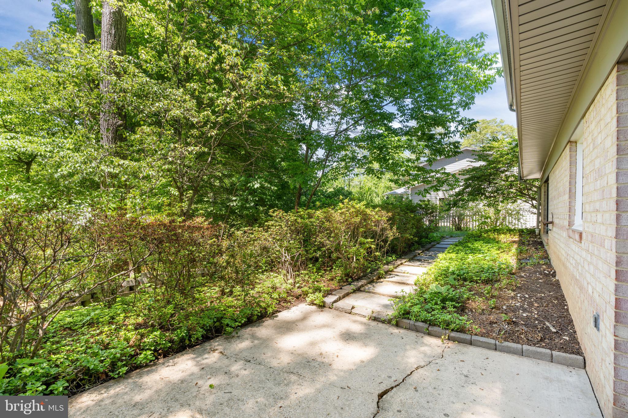 ORANGE HUNT ESTATES - Residential