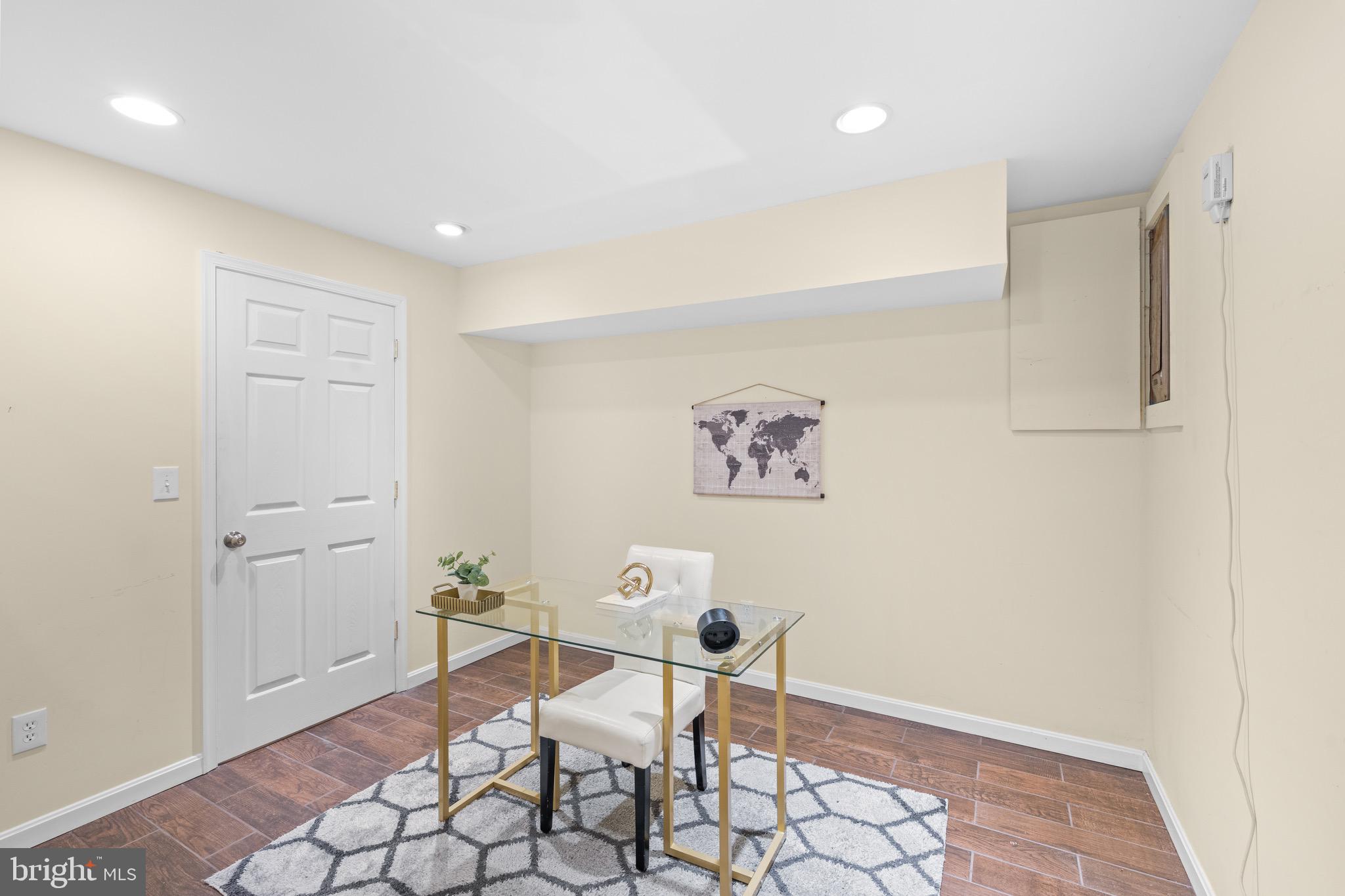 ORANGE HUNT ESTATES - Residential