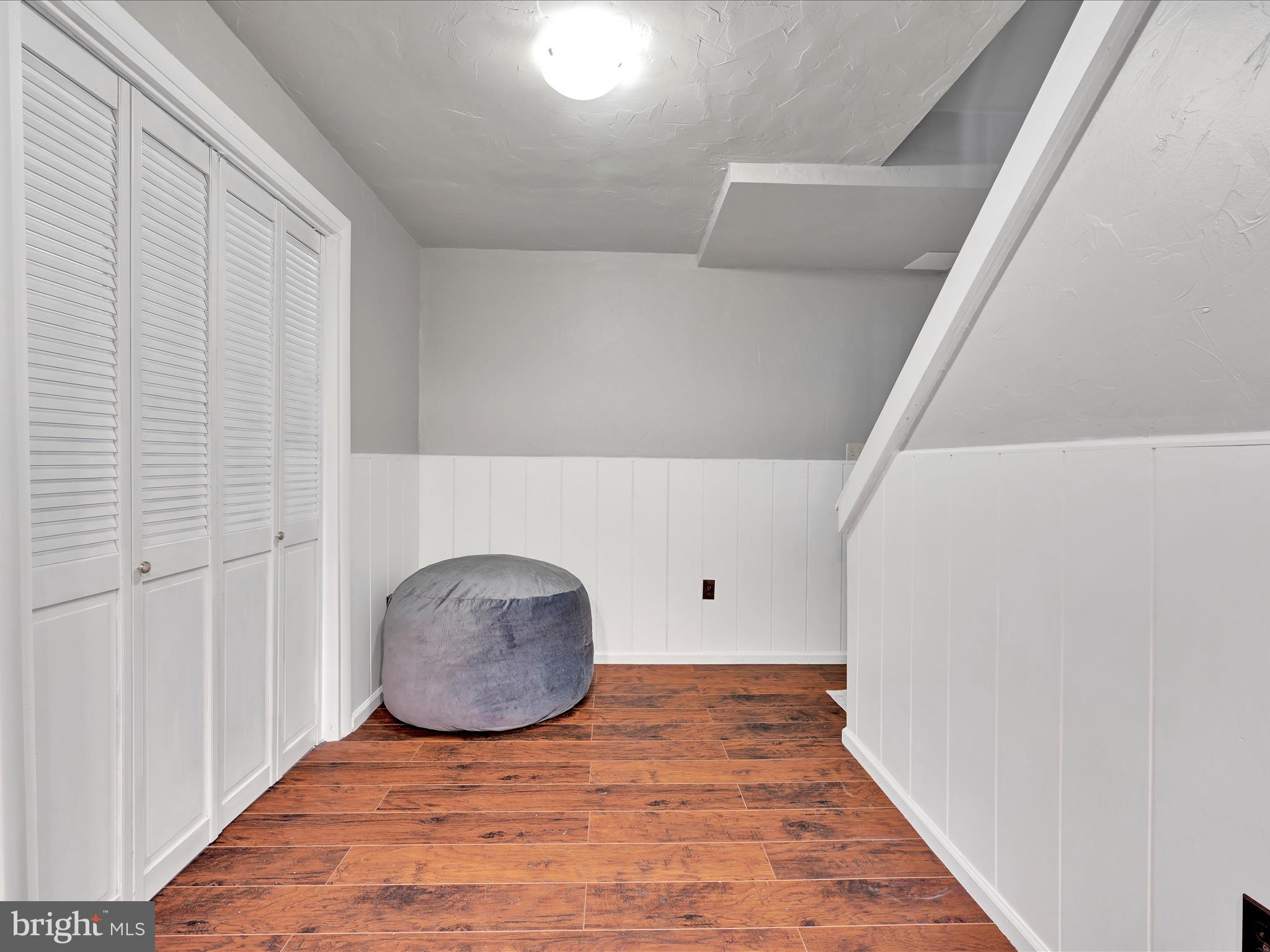 VILLAGE SQUARE COMMONS - Residential