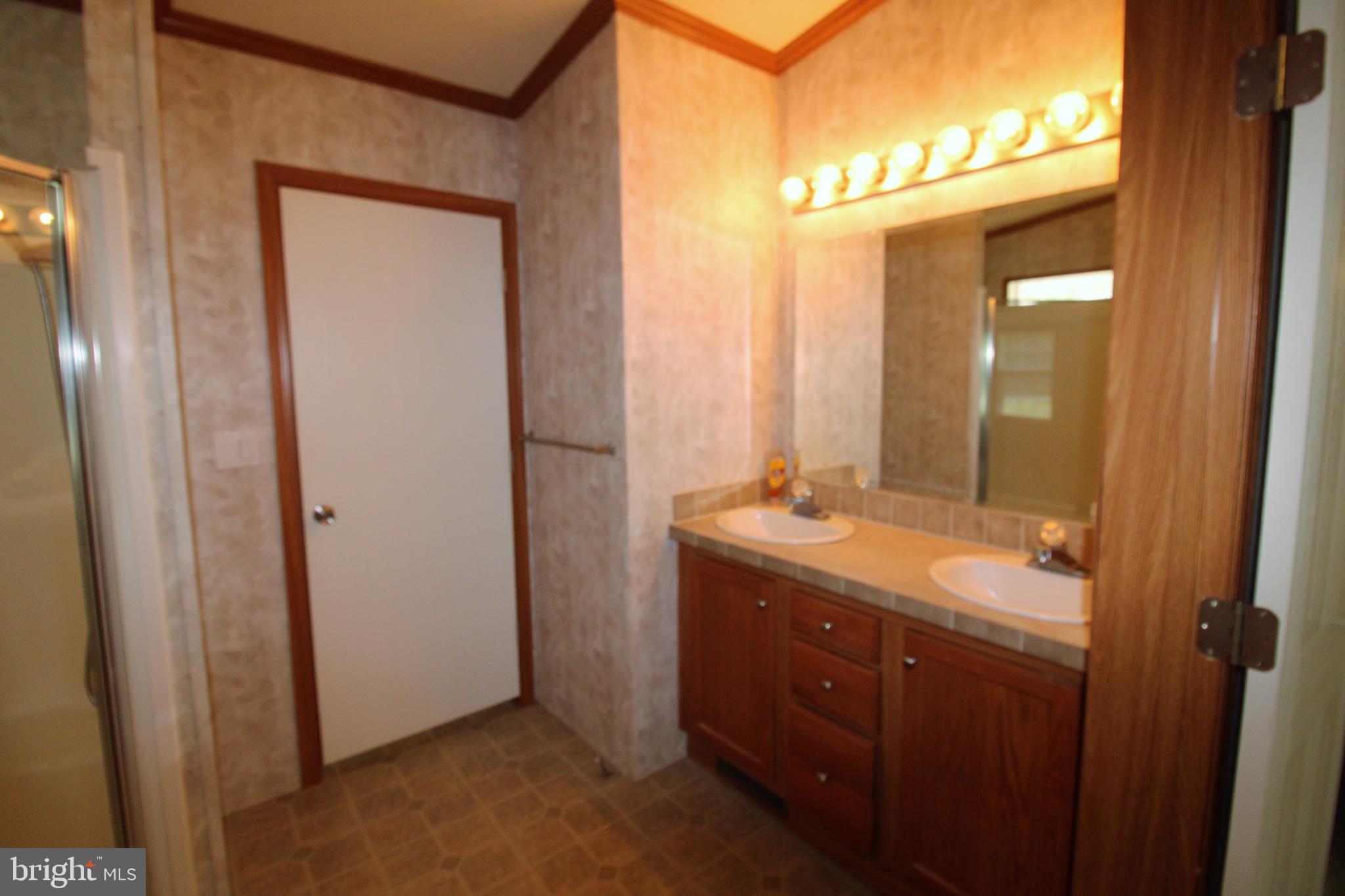 EDEN ESTATES - Residential