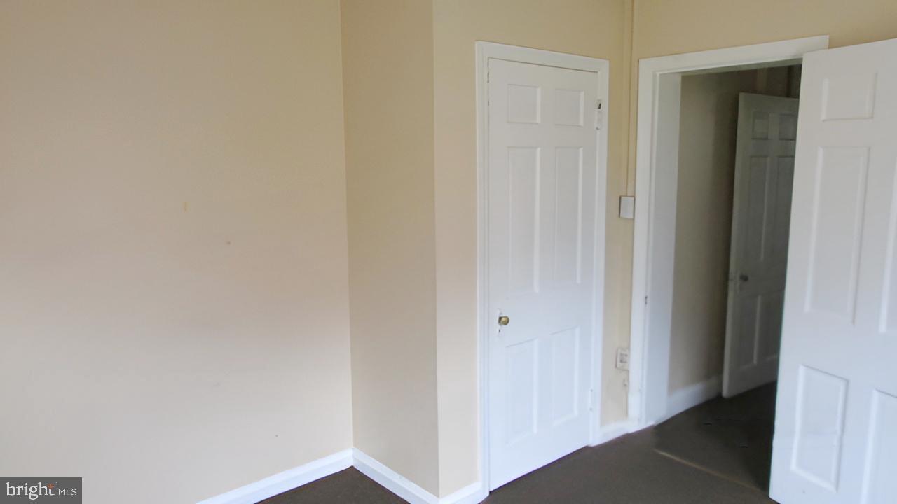 HAYWOOD HEIGHTS - Residential