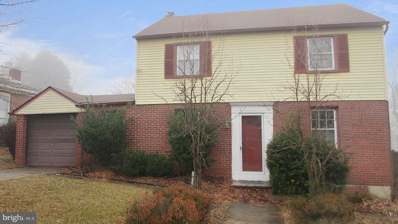 HAYWOOD HEIGHTS - Residential